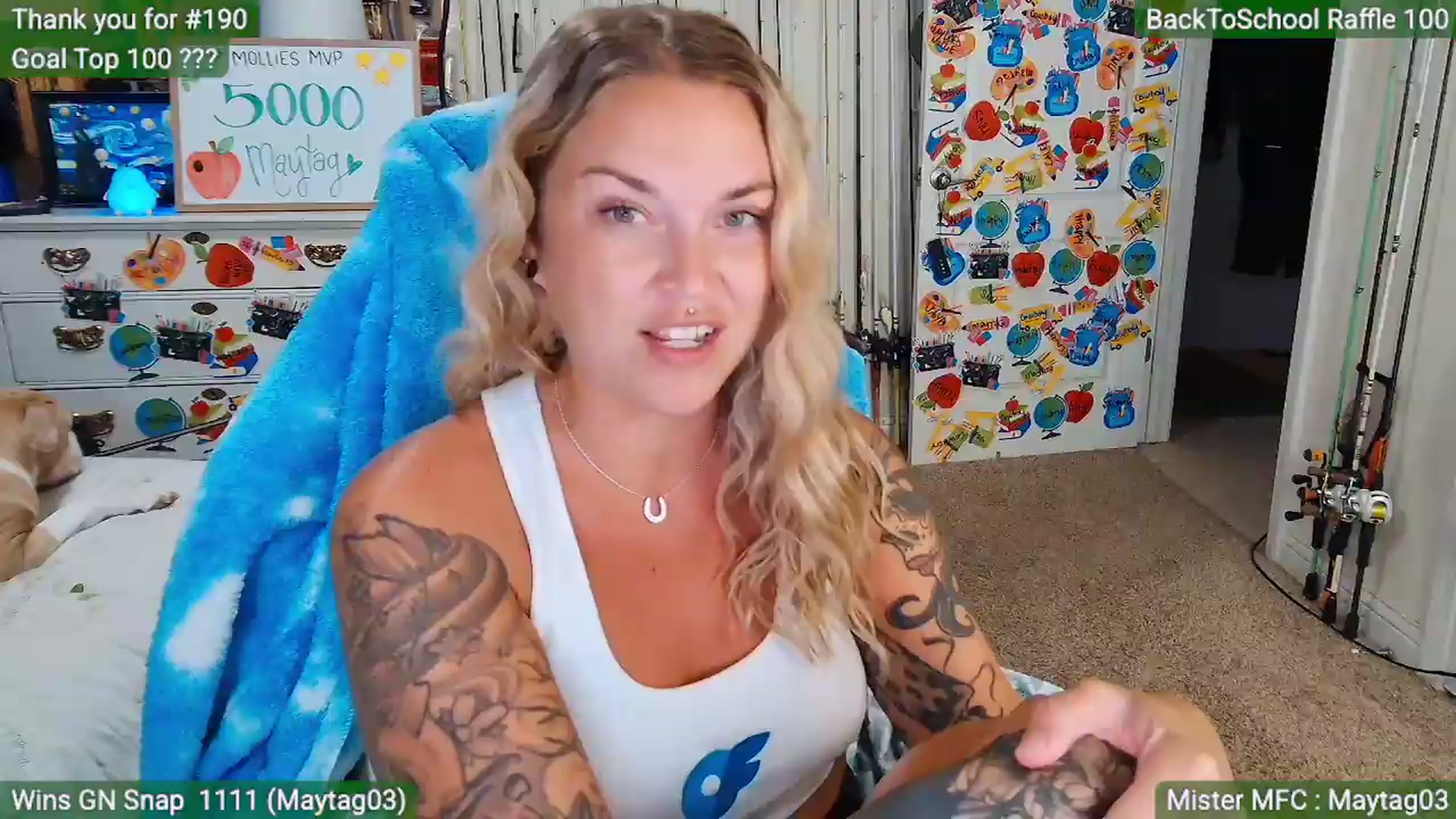 Gallery image thumbnail from MollieRose_'s myfreecams stream on, 08/20/2026, 01:35 image 19 of 20