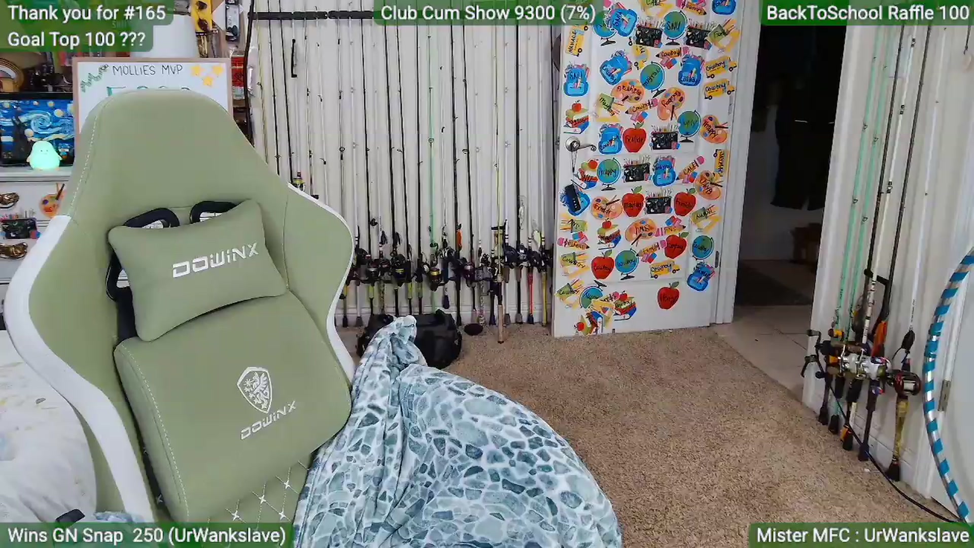 Gallery image thumbnail from MollieRose_'s myfreecams stream on, 08/22/2026, 01:59 image 4 of 20