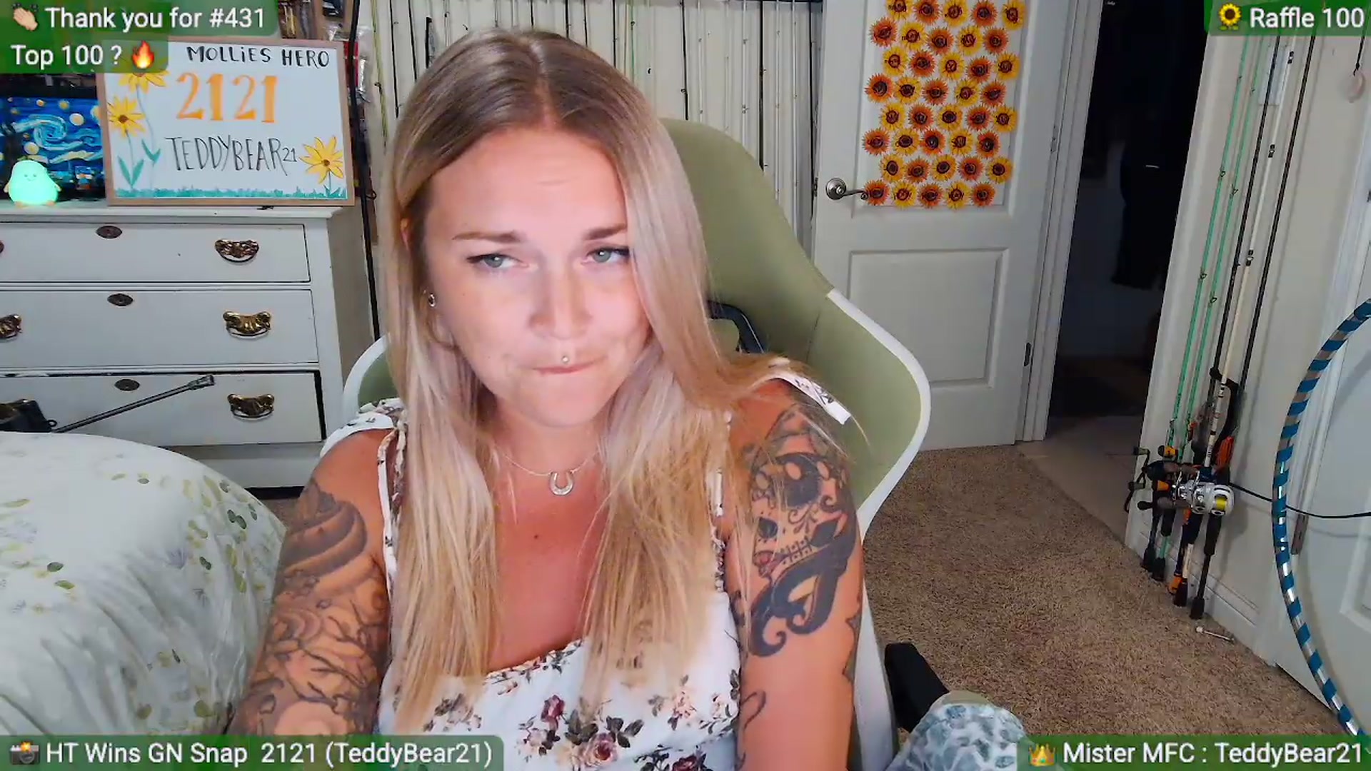 Gallery image thumbnail from MollieRose_'s myfreecams stream on, 09/03/2026, 03:44 image 12 of 20