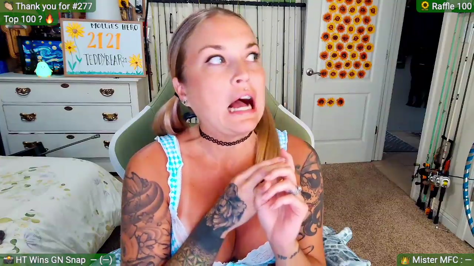 Gallery image thumbnail from MollieRose_'s myfreecams stream on, 09/04/2026, 23:54 image 17 of 20