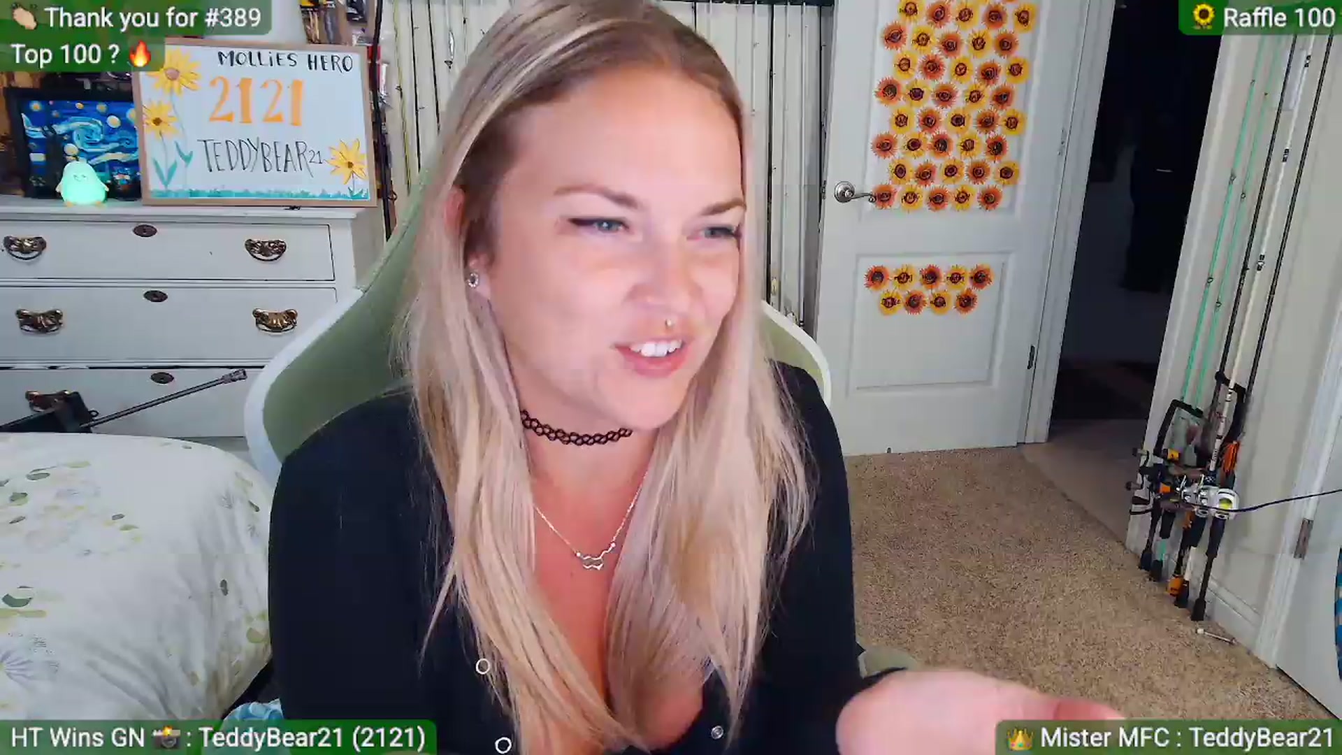 Gallery image thumbnail from MollieRose_'s myfreecams stream on, 09/09/2026, 04:02 image 5 of 20
