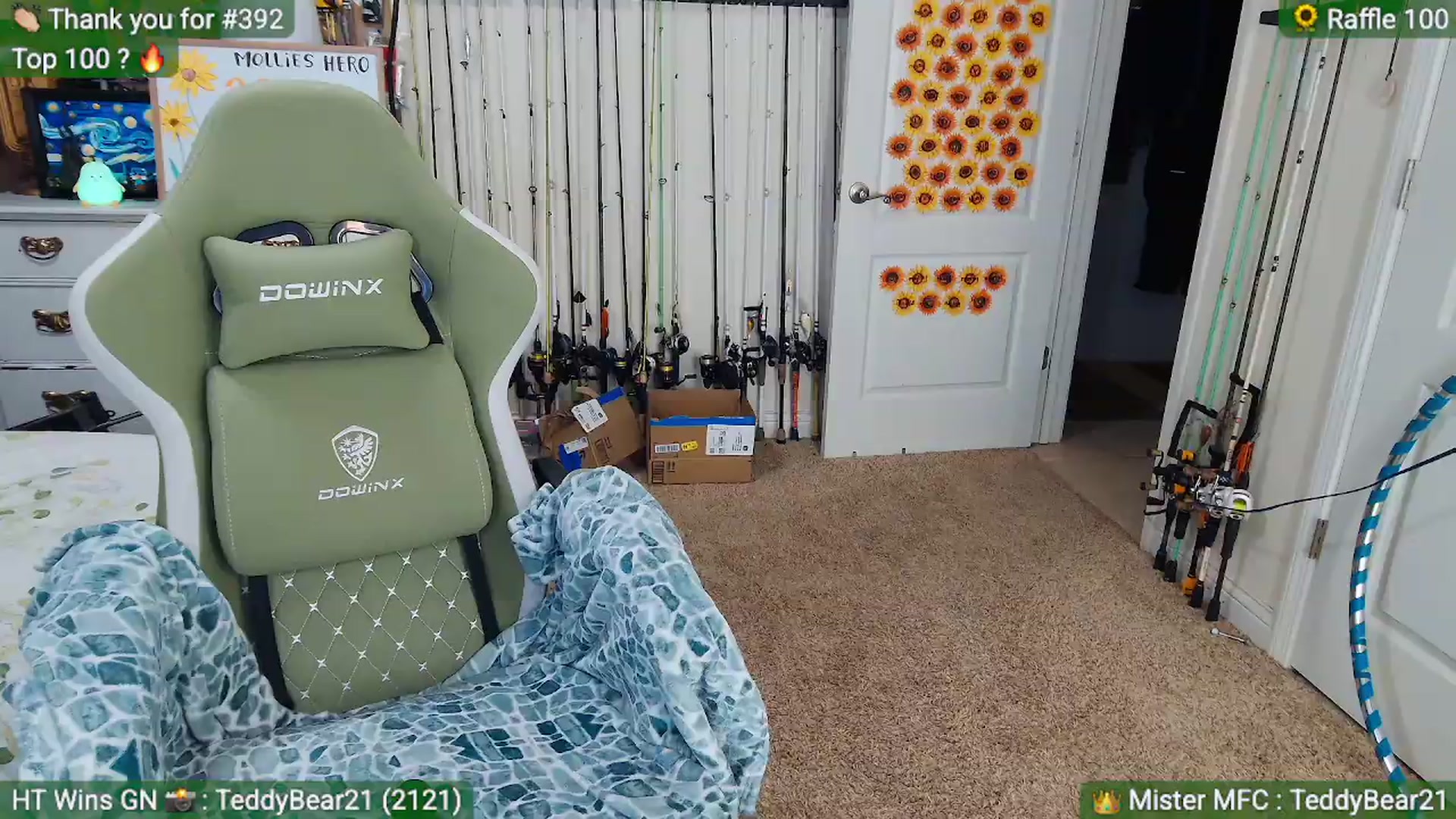 Gallery image thumbnail from MollieRose_'s myfreecams stream on, 09/09/2026, 04:02 image 1 of 20