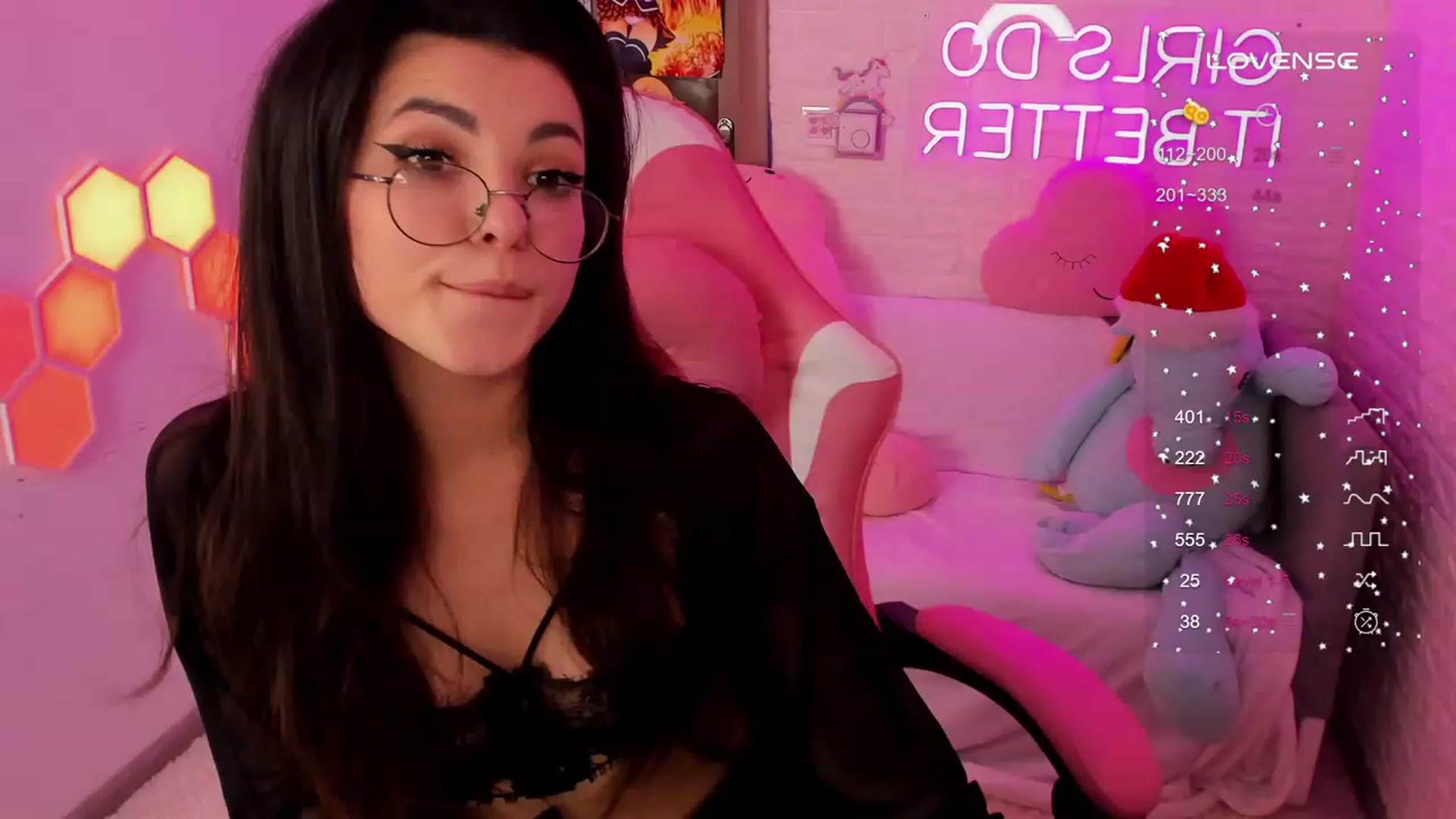 Gallery image thumbnail from MollyClark's myfreecams stream on, 01/06/2024, 14:53 image 19 of 20