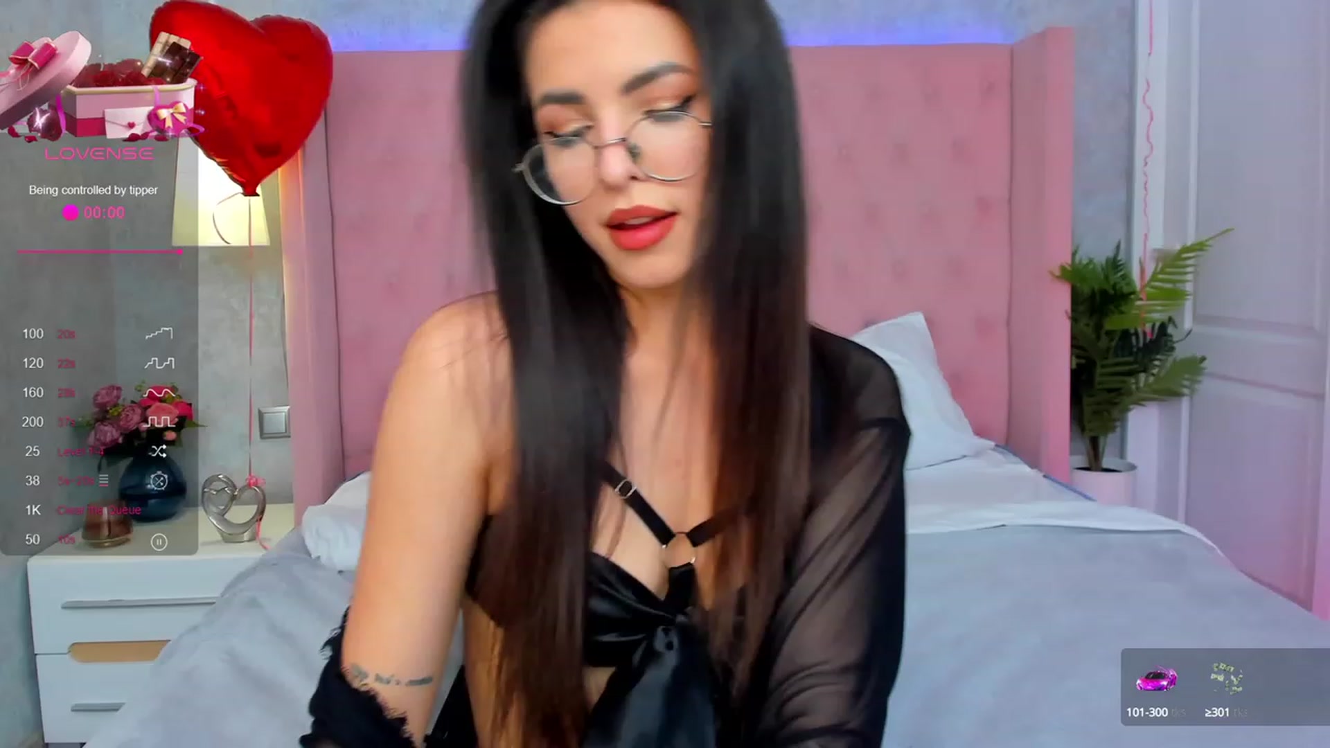 Gallery image thumbnail from MollyClark's myfreecams stream on, 02/16/2024, 15:02 image 8 of 20