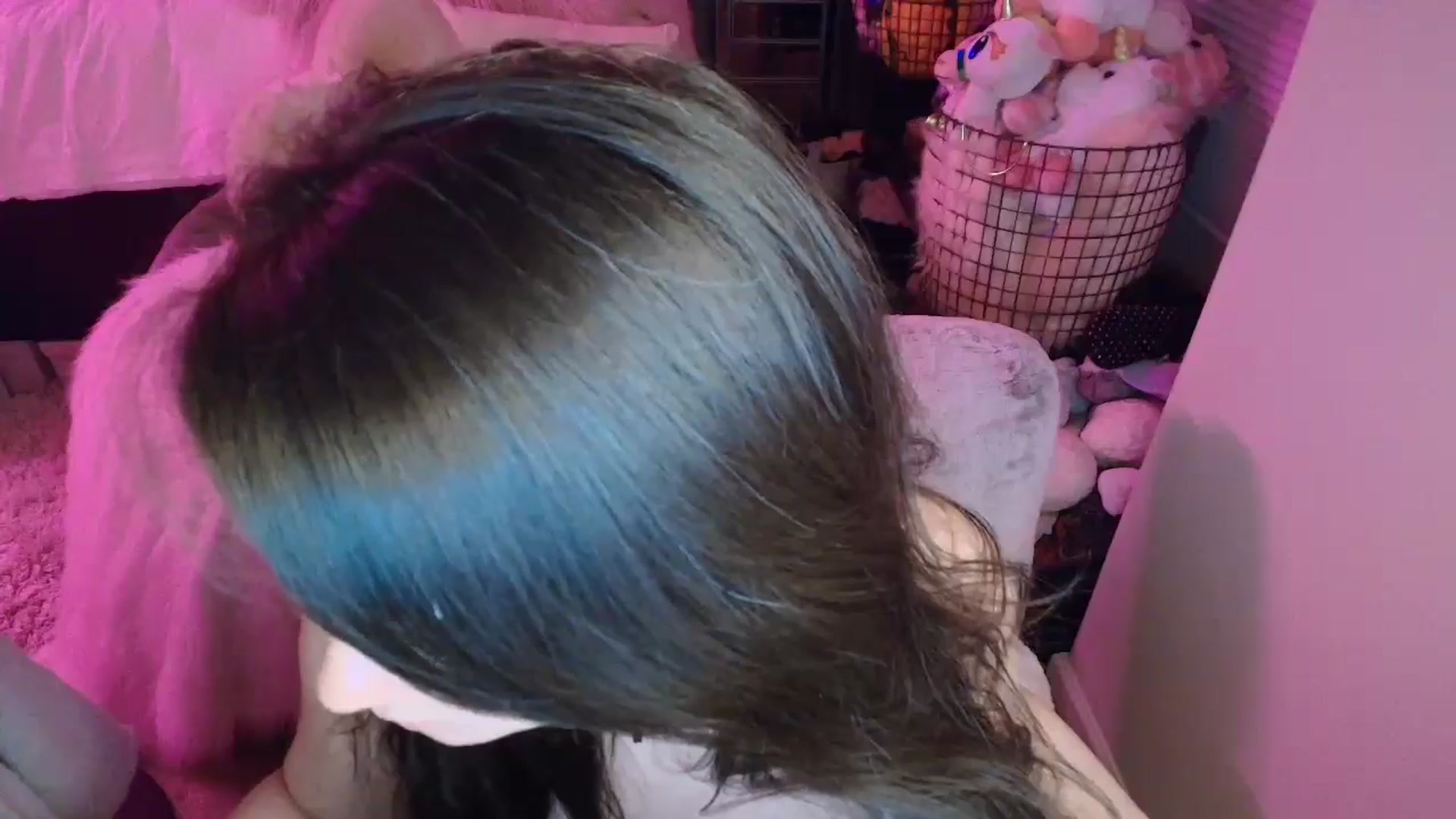 Gallery image thumbnail from MollyConnoly1's myfreecams stream on, 05/15/2024, 08:10 image 19 of 20