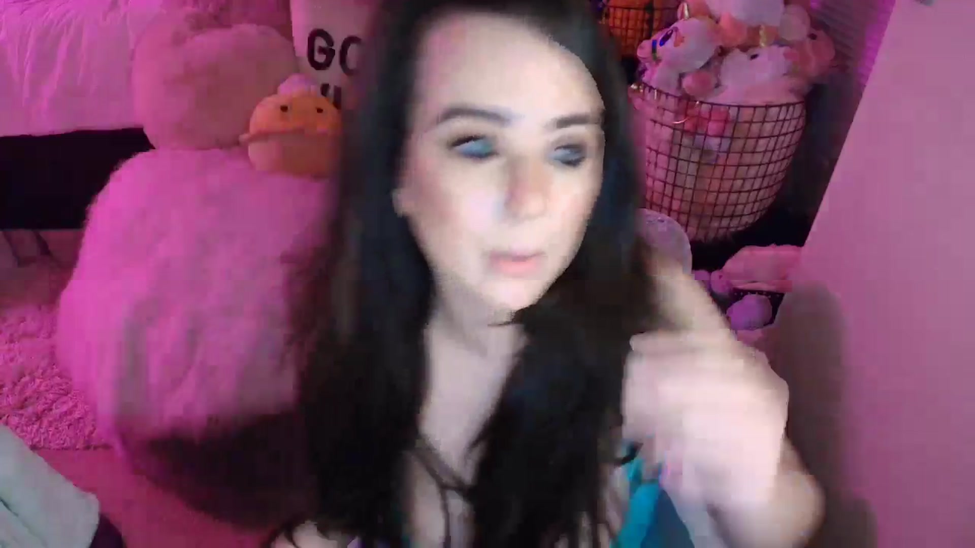 Gallery image thumbnail from MollyConnoly1's myfreecams stream on, 05/19/2024, 09:07 image 11 of 20