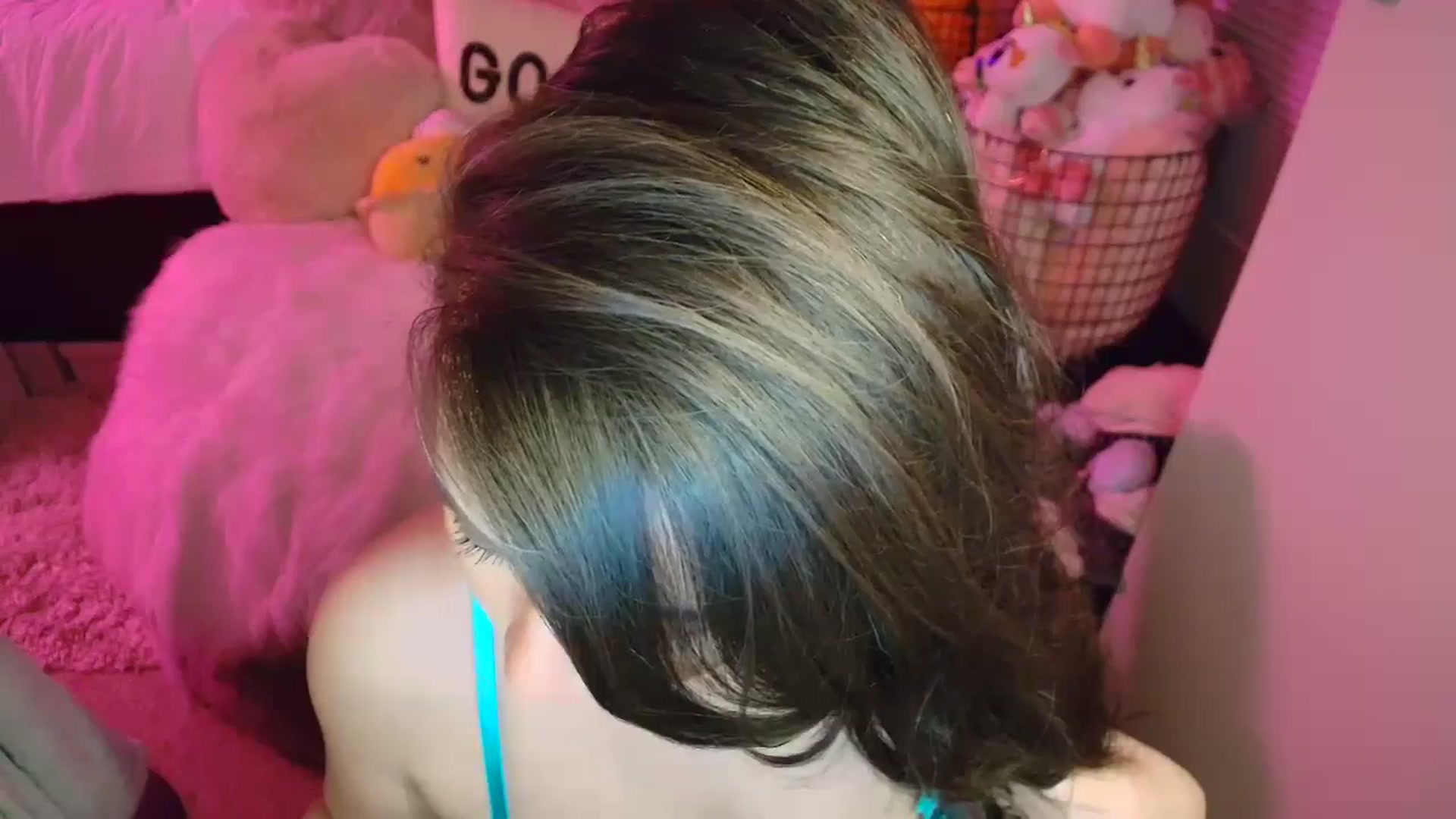 Gallery image thumbnail from MollyConnoly1's myfreecams stream on, 05/19/2024, 10:04 image 20 of 20
