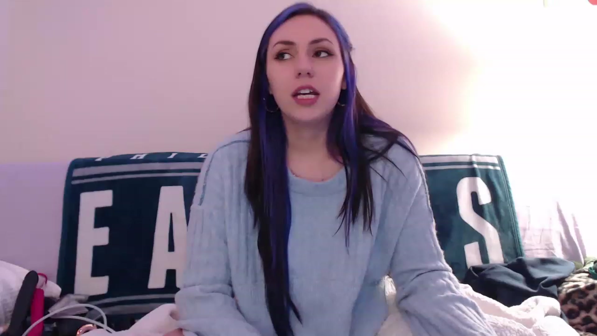 Gallery image thumbnail from MollyMaeve's myfreecams stream on, 01/29/2023, 05:30 image 14 of 20