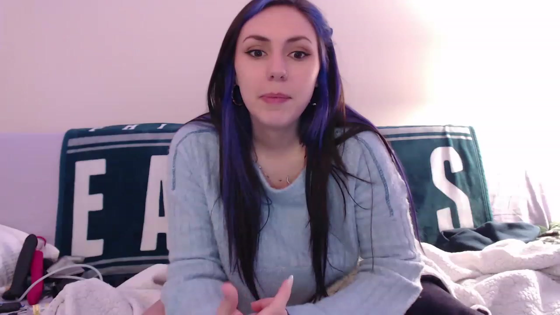 Gallery image thumbnail from MollyMaeve's myfreecams stream on, 01/29/2023, 05:30 image 10 of 20