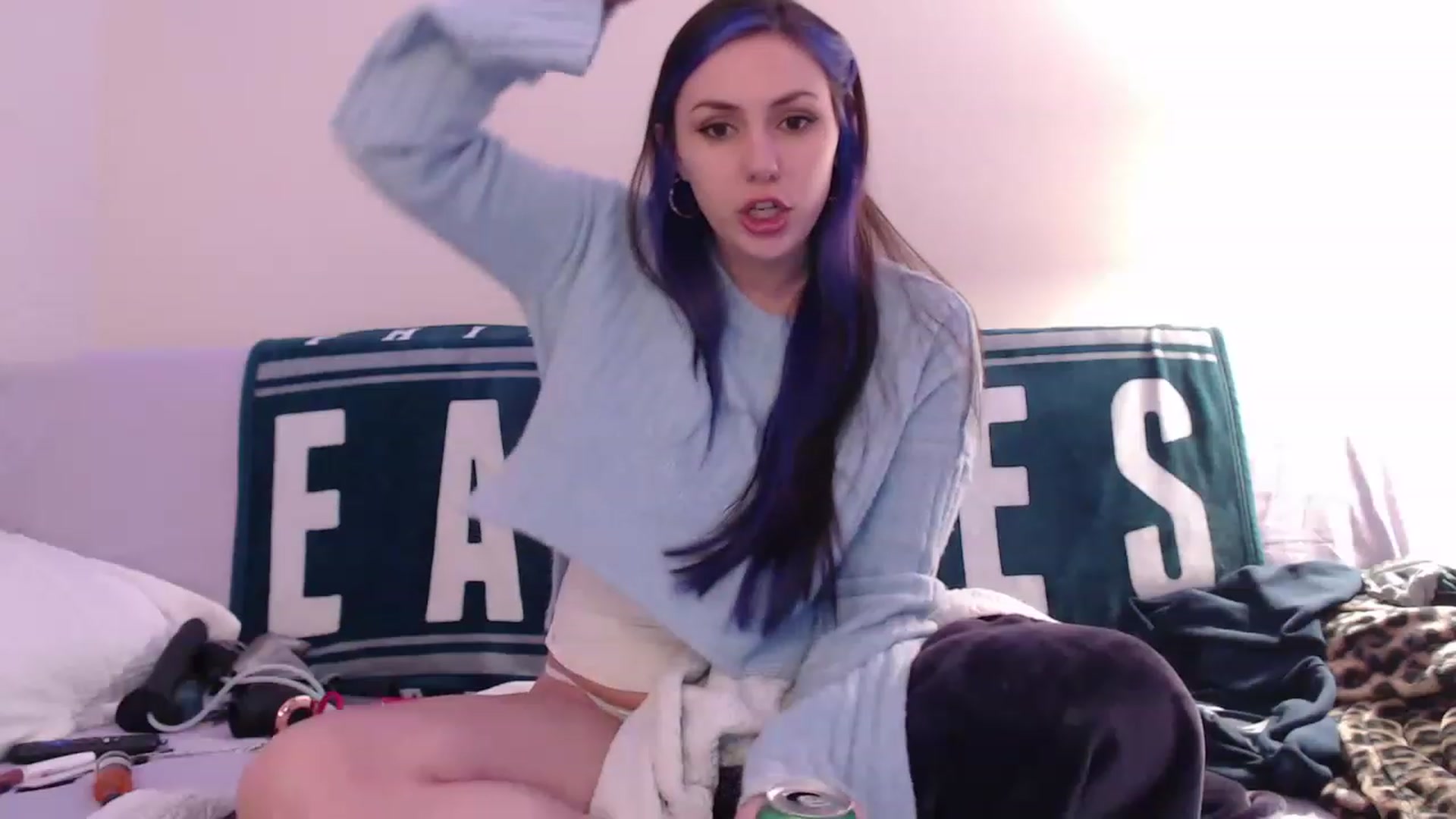 Gallery image thumbnail from MollyMaeve's myfreecams stream on, 01/29/2023, 06:11 image 9 of 20