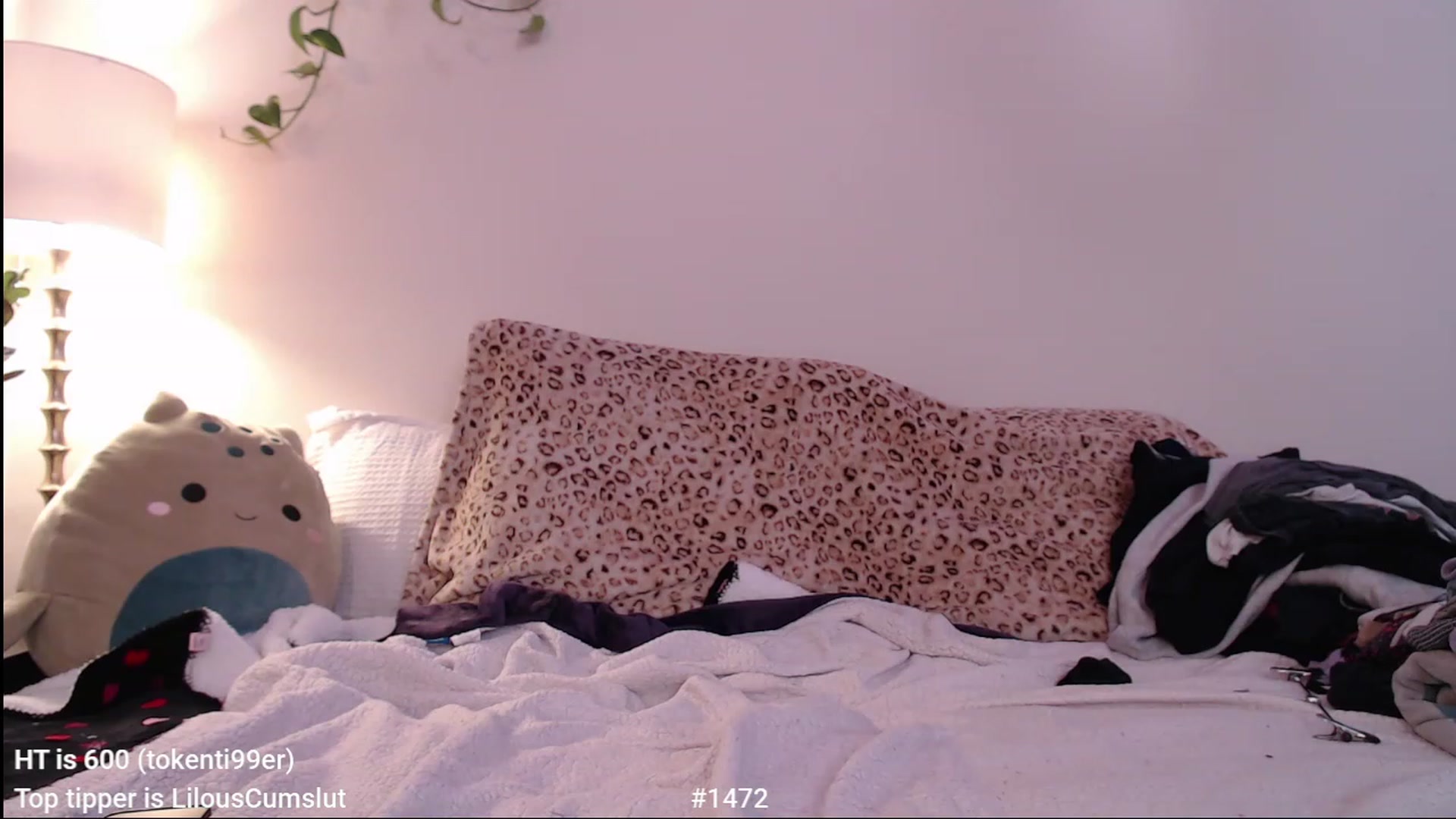 Gallery image thumbnail from MollyMaeve's myfreecams stream on, 03/07/2023, 04:02 image 14 of 20
