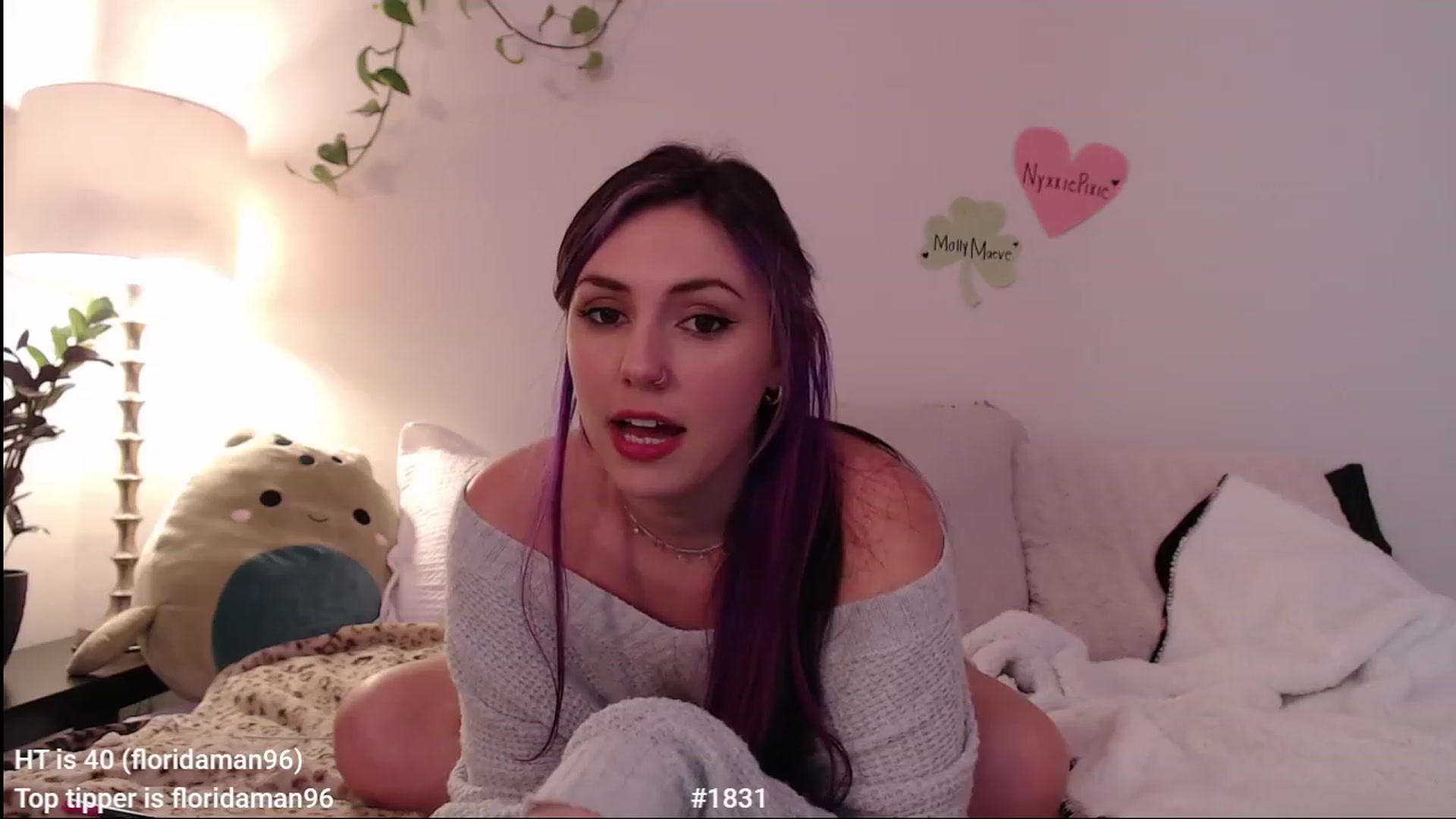 Gallery image thumbnail from MollyMaeve's myfreecams stream on, 03/09/2023, 02:15 image 9 of 20