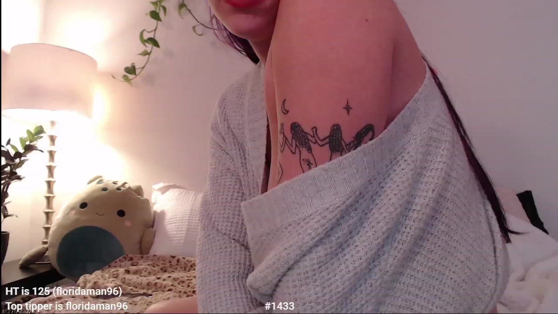 Gallery image thumbnail from MollyMaeve's myfreecams stream on, 03/09/2023, 03:54 image 9 of 20
