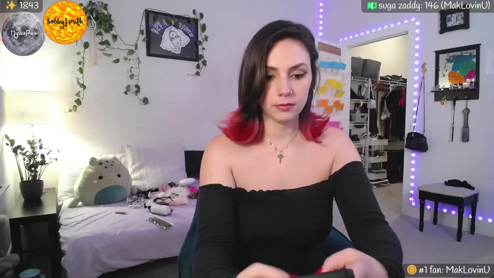 Gallery image thumbnail from MollyMaeve's myfreecams stream on, 04/01/2023, 04:24 image 8 of 20