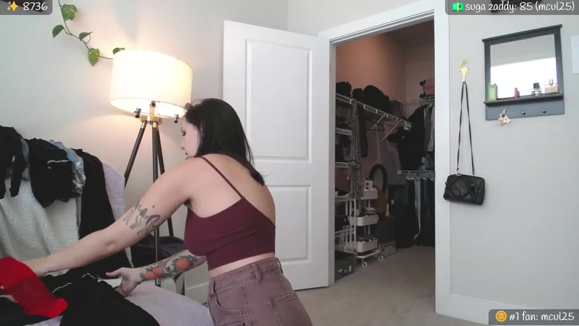 Gallery image thumbnail from MollyMaeve's myfreecams stream on, 09/08/2023, 17:40 image 16 of 20