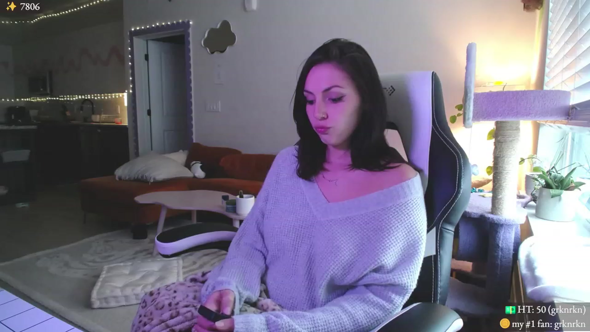 Gallery image thumbnail from MollyMaeve's myfreecams stream on, 11/24/2023, 20:20 image 20 of 20