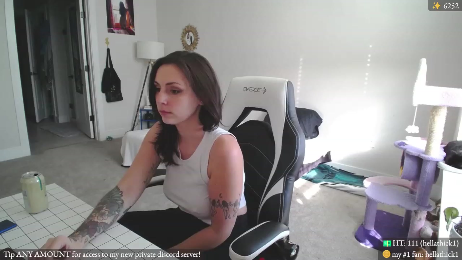 Gallery image thumbnail from MollyMaeve's myfreecams stream on, 01/17/2024, 20:45 image 7 of 20