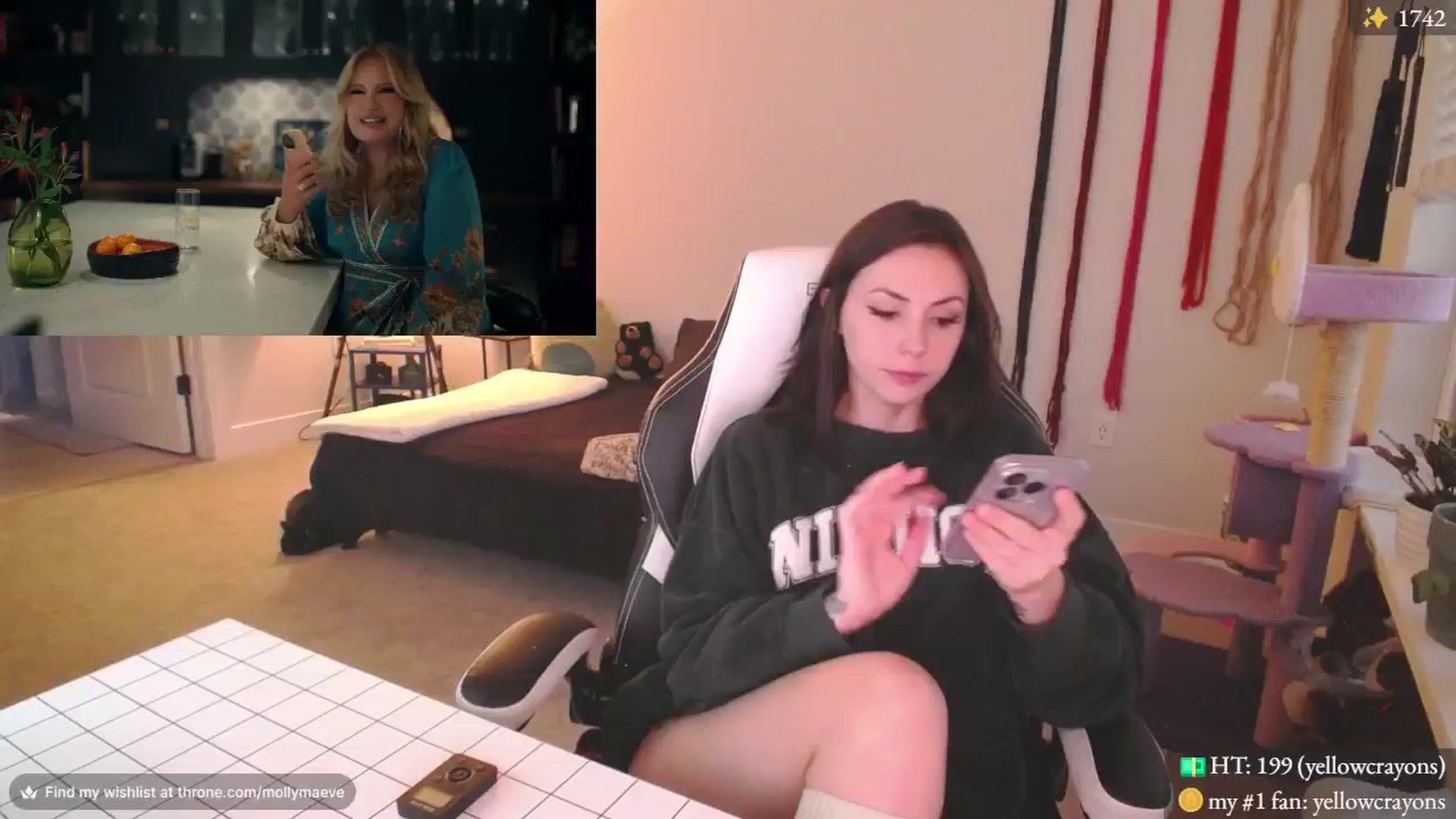 Gallery image thumbnail from MollyMaeve's myfreecams stream on, 02/12/2024, 24:01 image 2 of 20
