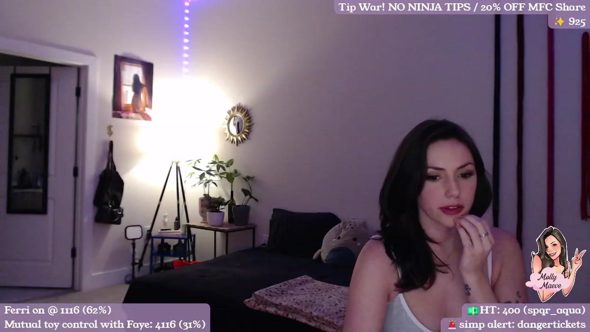Gallery image thumbnail from MollyMaeve's myfreecams stream on, 03/09/2024, 03:30 image 17 of 20