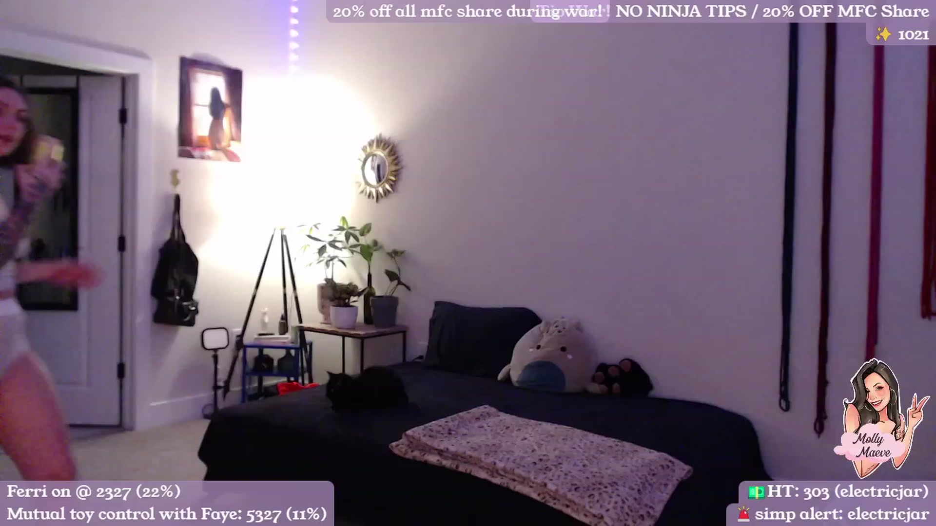 Gallery image thumbnail from MollyMaeve's myfreecams stream on, 03/09/2024, 03:30 image 14 of 20