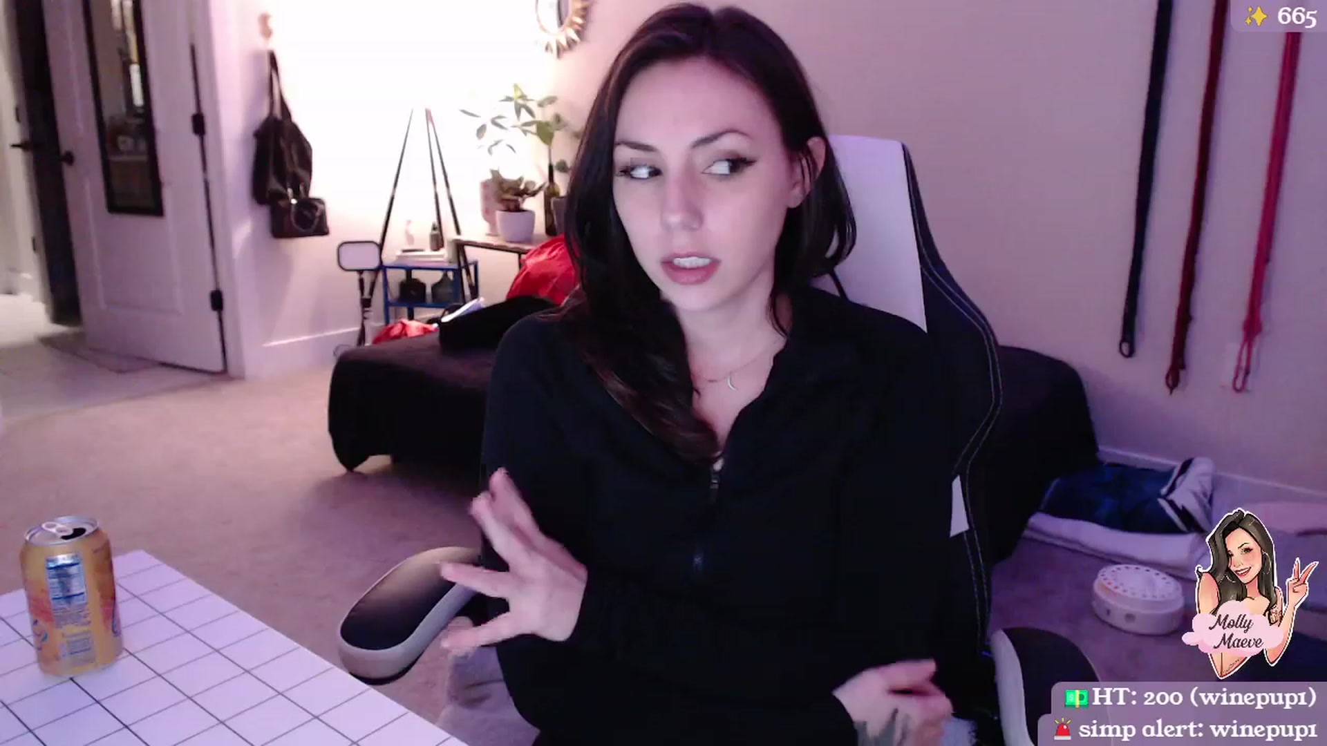 Gallery image thumbnail from MollyMaeve's myfreecams stream on, 03/12/2024, 02:02 image 7 of 20