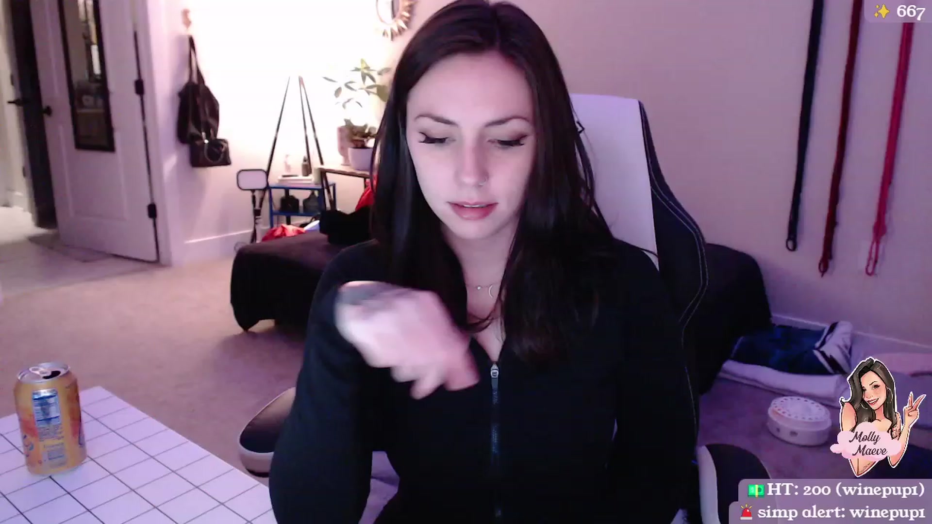 Gallery image thumbnail from MollyMaeve's myfreecams stream on, 03/12/2024, 02:02 image 5 of 20