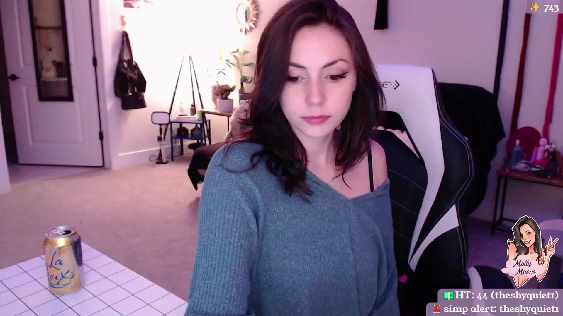 Gallery image thumbnail from MollyMaeve's myfreecams stream on, 03/19/2024, 02:01 image 5 of 20