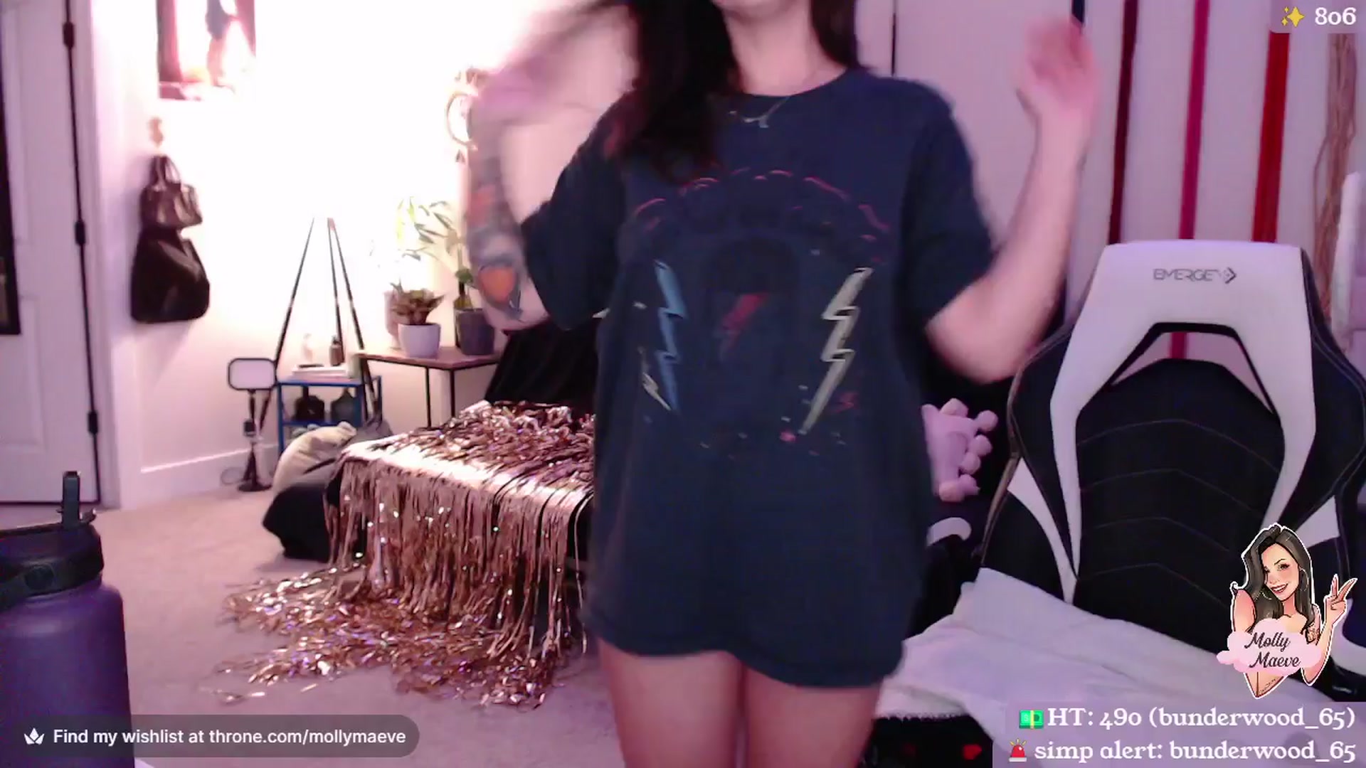 Gallery image thumbnail from MollyMaeve's myfreecams stream on, 03/26/2024, 04:42 image 10 of 20