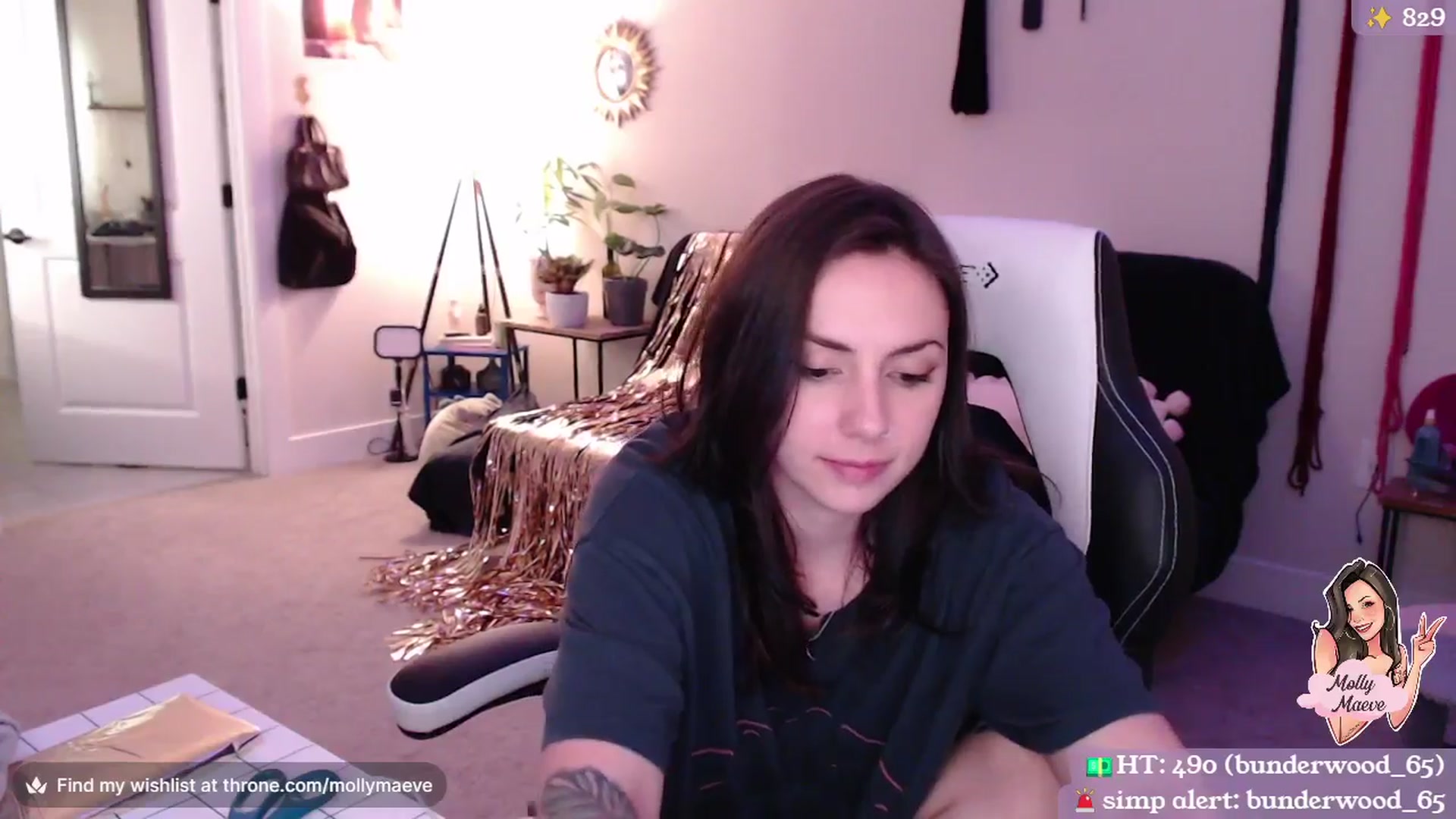 Gallery image thumbnail from MollyMaeve's myfreecams stream on, 03/26/2024, 04:42 image 2 of 20