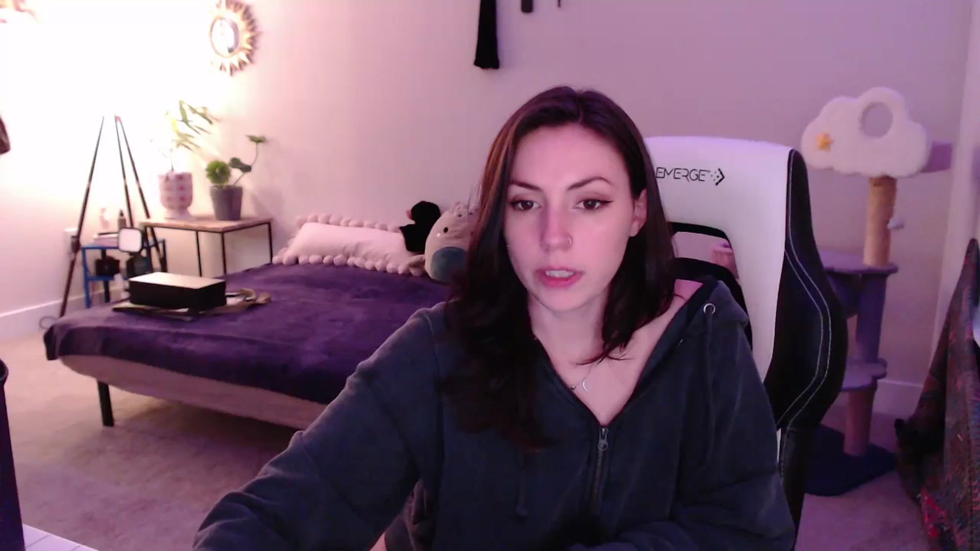 Gallery image thumbnail from MollyMaeve's myfreecams stream on, 04/09/2024, 02:26 image 18 of 20