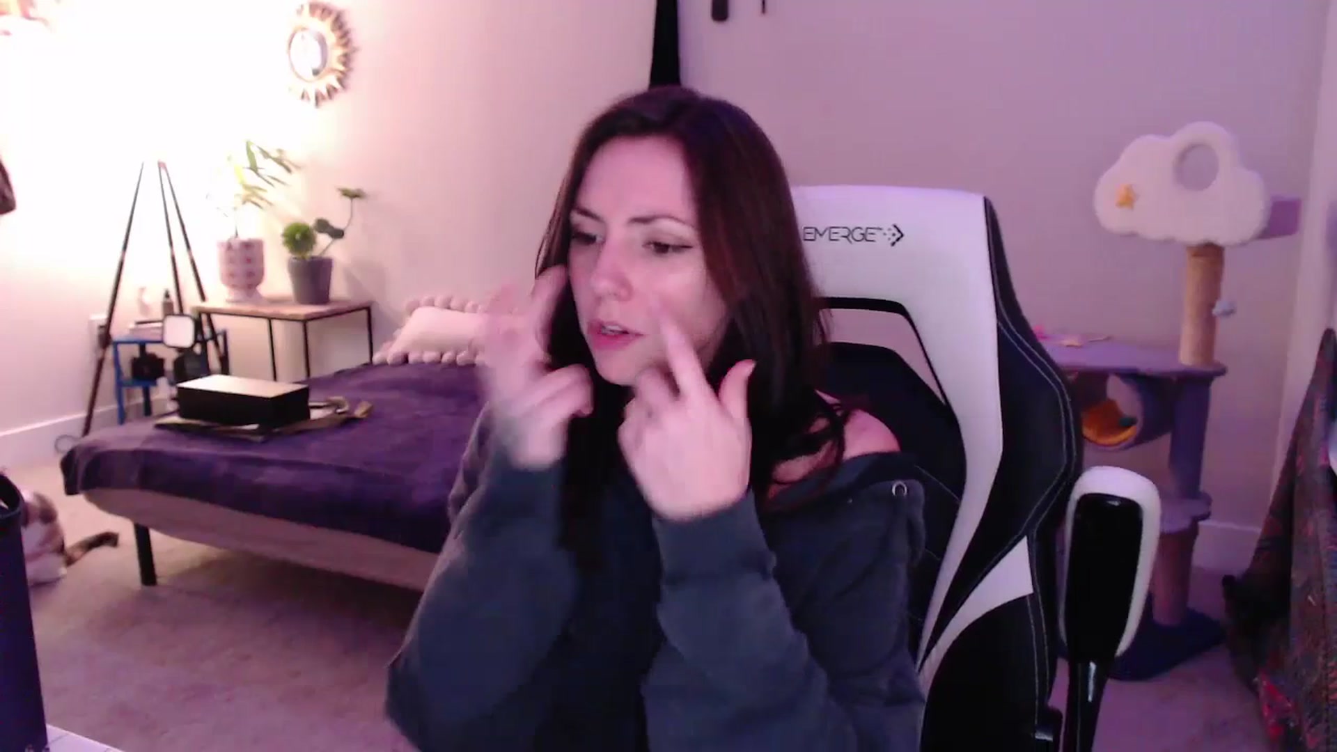 Gallery image thumbnail from MollyMaeve's myfreecams stream on, 04/09/2024, 02:26 image 5 of 20