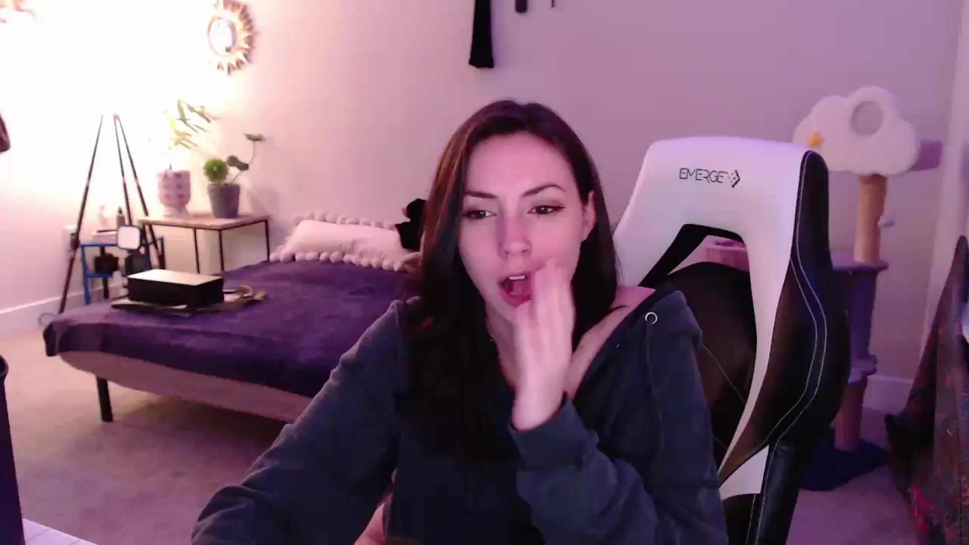 Gallery image thumbnail from MollyMaeve's myfreecams stream on, 04/09/2024, 02:26 image 20 of 20