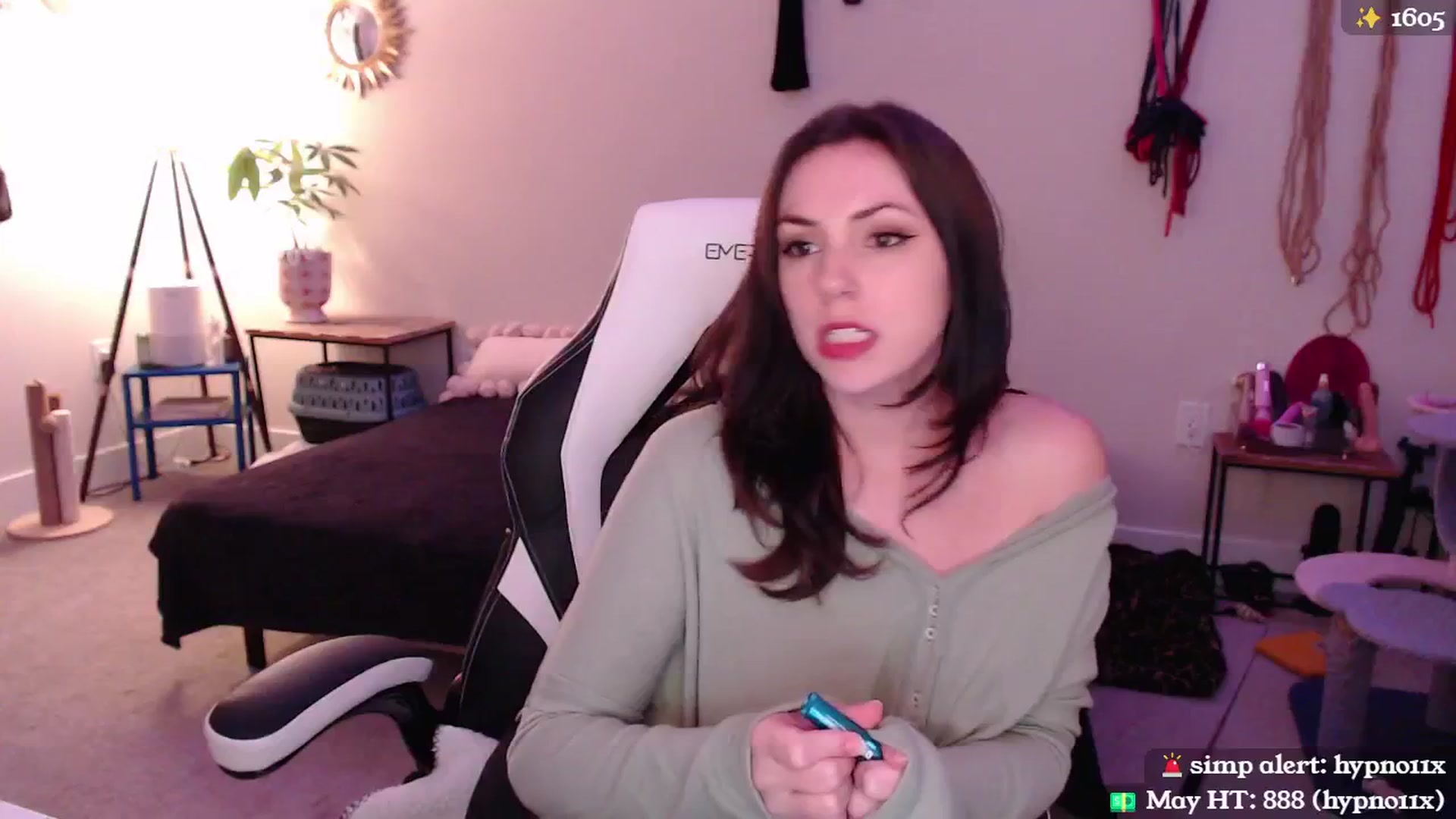 Gallery image thumbnail from MollyMaeve's myfreecams stream on, 05/04/2024, 03:51 image 8 of 20