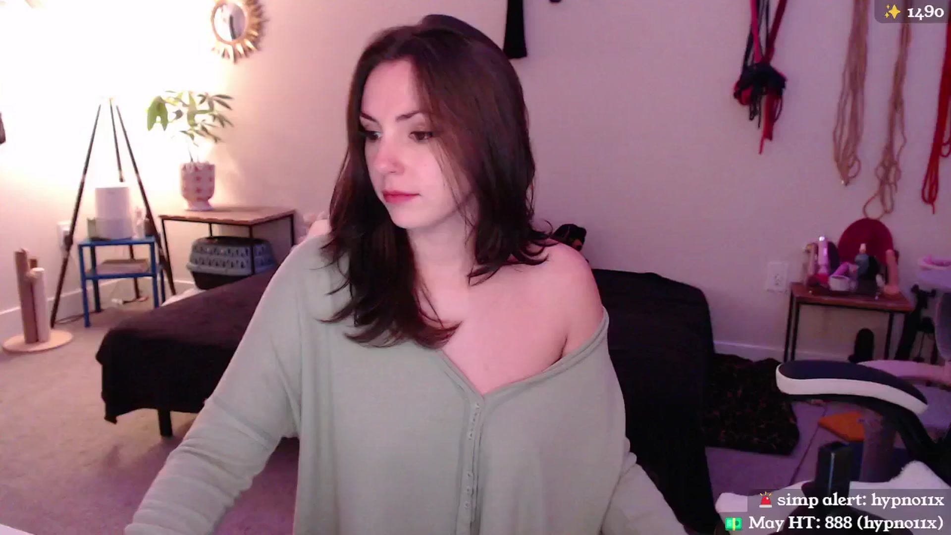 Gallery image thumbnail from MollyMaeve's myfreecams stream on, 05/04/2024, 04:33 image 13 of 20