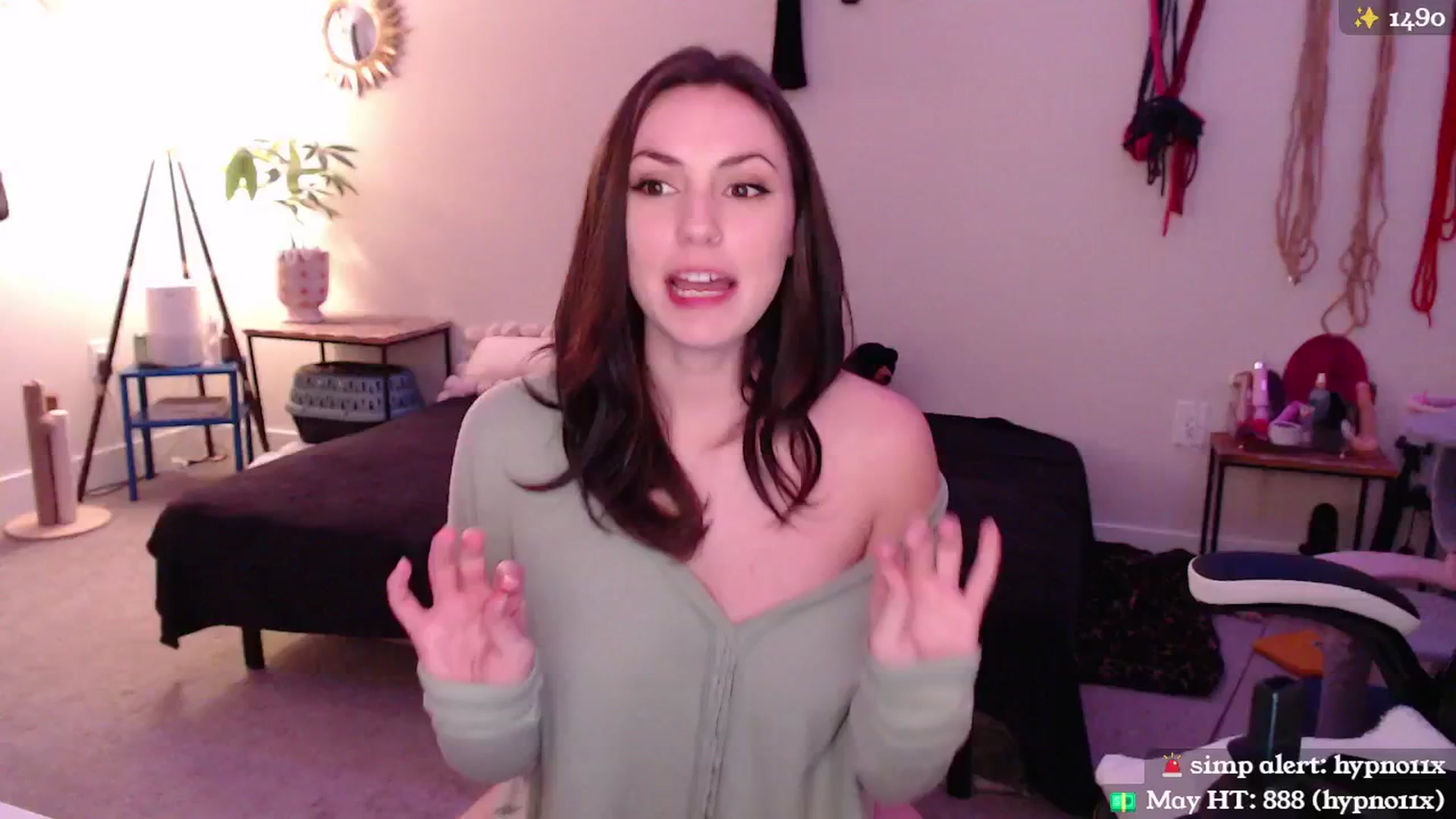 Gallery image thumbnail from MollyMaeve's myfreecams stream on, 05/04/2024, 04:33 image 9 of 20