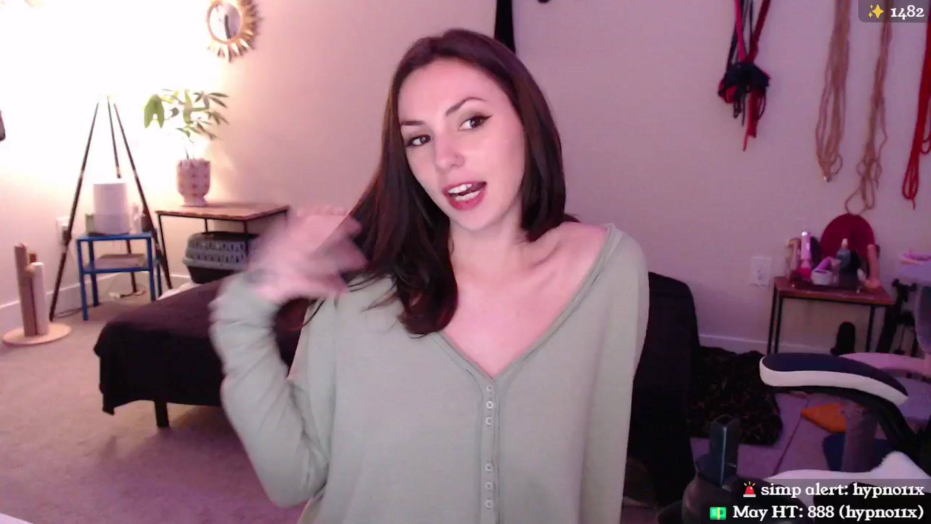 Gallery image thumbnail from MollyMaeve's myfreecams stream on, 05/04/2024, 04:33 image 4 of 20