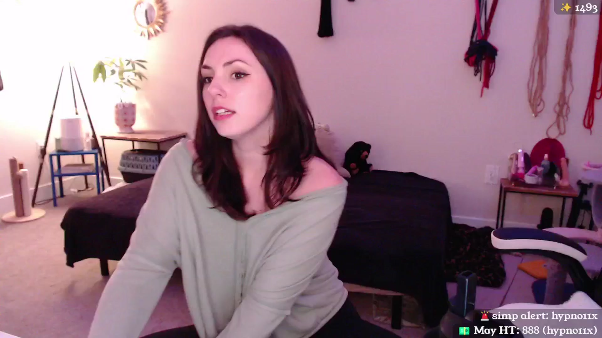 Gallery image thumbnail from MollyMaeve's myfreecams stream on, 05/04/2024, 04:33 image 17 of 20