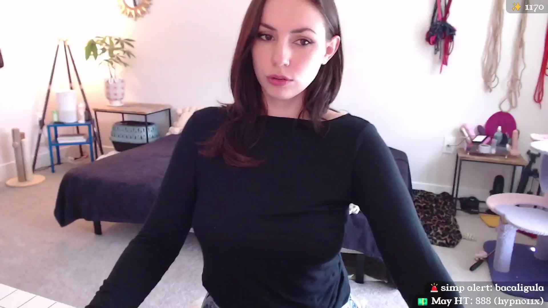 Gallery image thumbnail from MollyMaeve's myfreecams stream on, 05/04/2024, 18:26 image 10 of 20