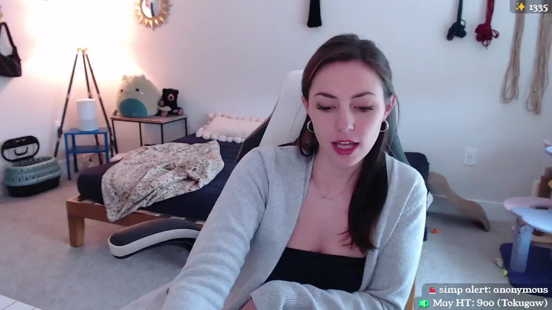 Gallery image thumbnail from MollyMaeve's myfreecams stream on, 05/12/2024, 17:47 image 11 of 20