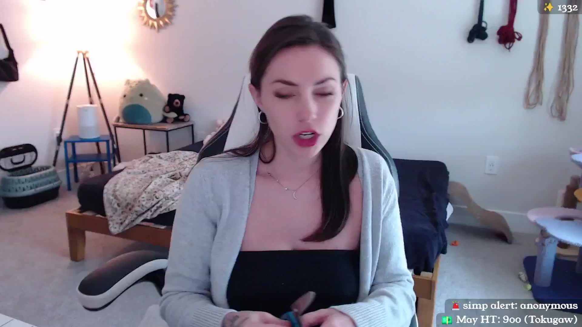 Gallery image thumbnail from MollyMaeve's myfreecams stream on, 05/12/2024, 17:47 image 16 of 20
