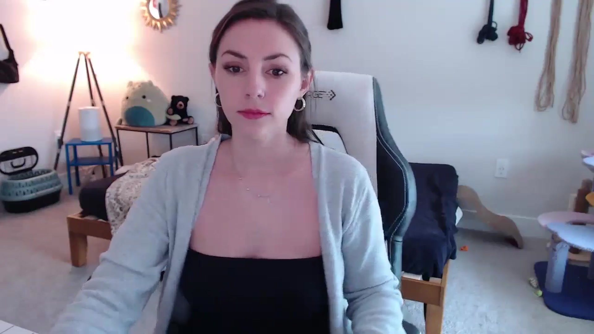 Gallery image thumbnail from MollyMaeve's myfreecams stream on, 05/12/2024, 18:12 image 20 of 20