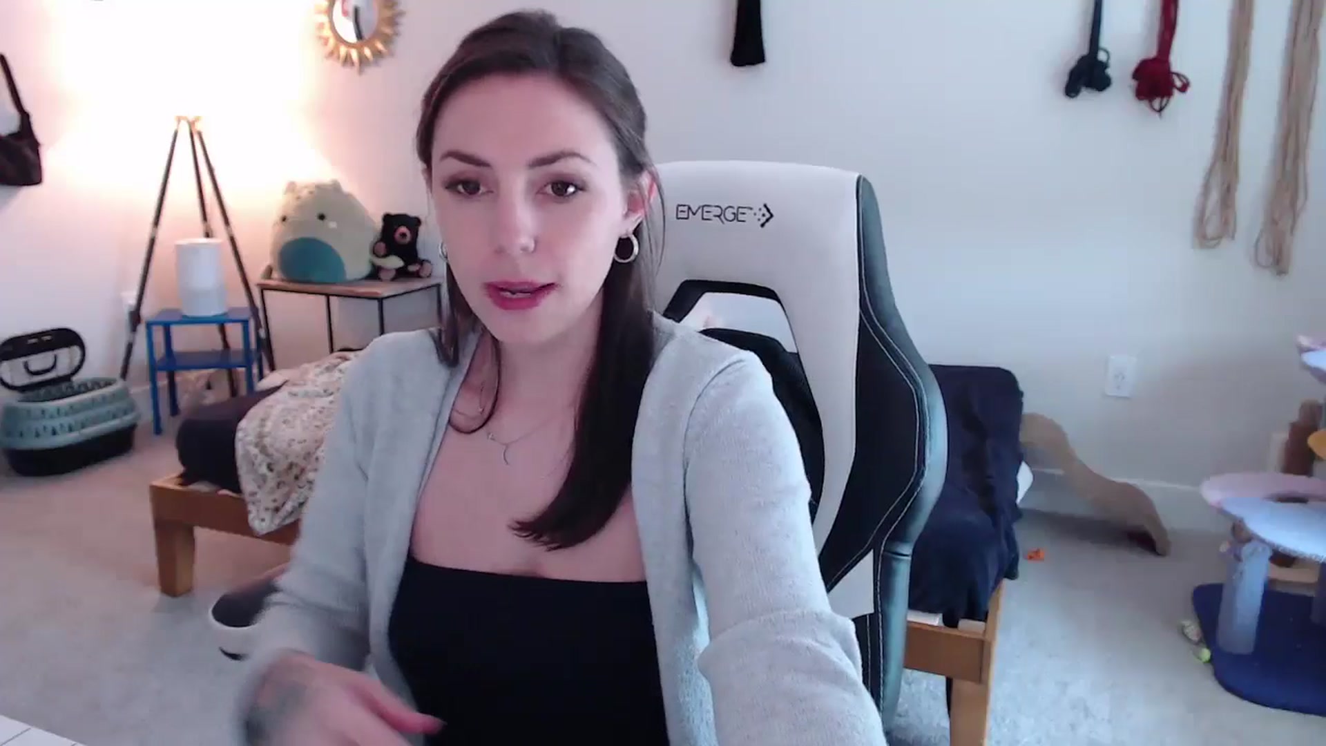 Gallery image thumbnail from MollyMaeve's myfreecams stream on, 05/12/2024, 18:12 image 9 of 20