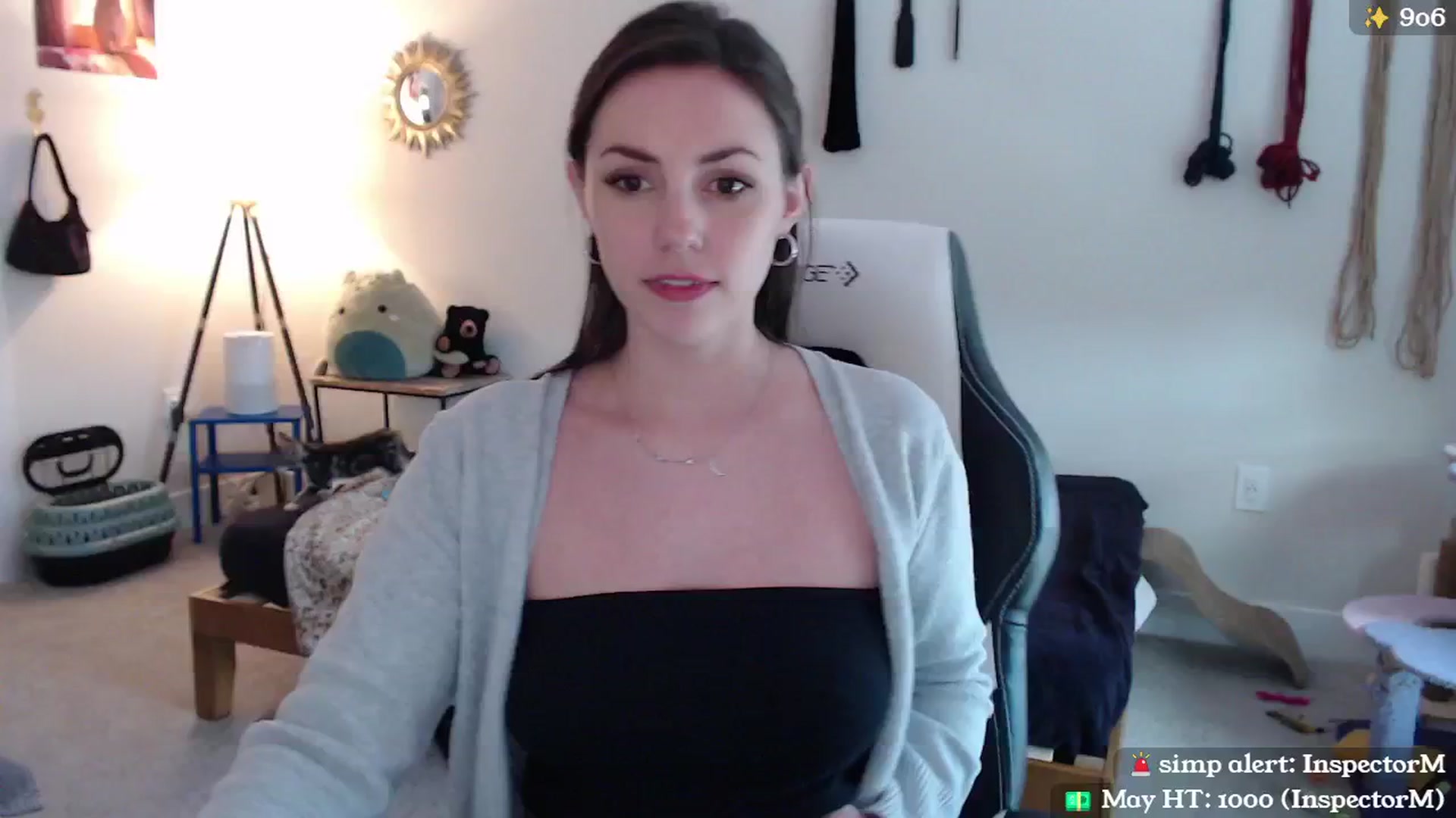 Gallery image thumbnail from MollyMaeve's myfreecams stream on, 05/12/2024, 21:48 image 10 of 20