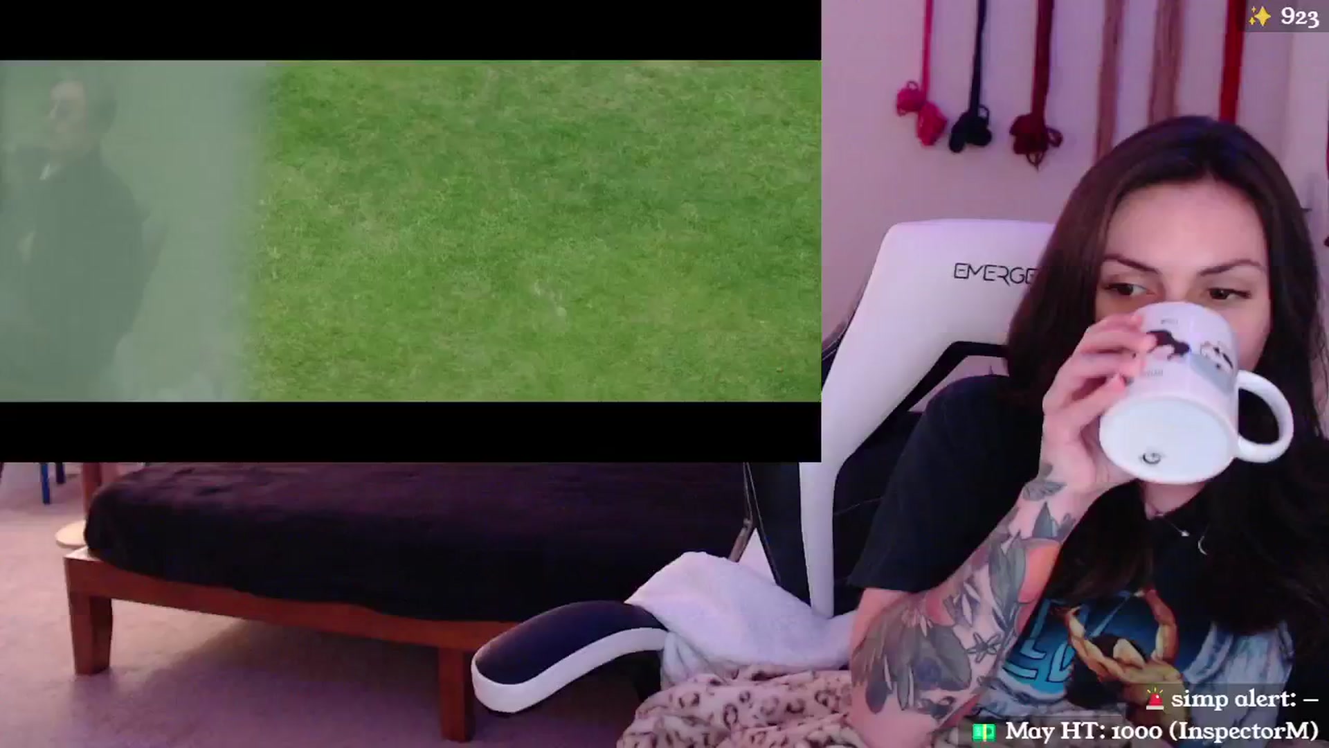 Gallery image thumbnail from MollyMaeve's myfreecams stream on, 05/16/2024, 03:50 image 5 of 20