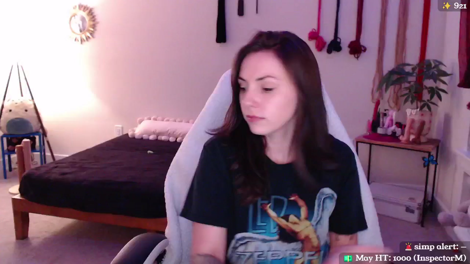 Gallery image thumbnail from MollyMaeve's myfreecams stream on, 05/16/2024, 03:50 image 1 of 20