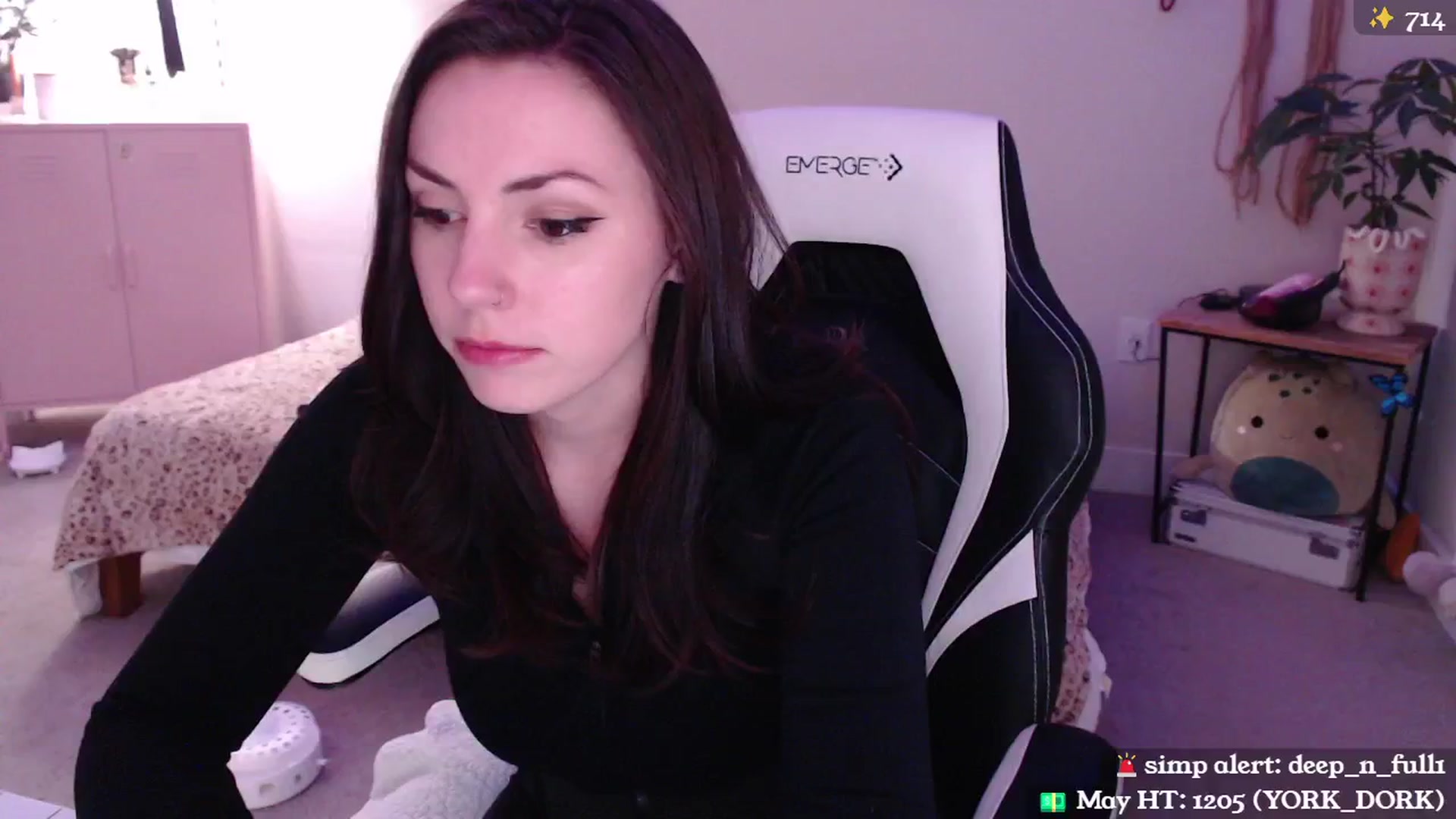 Gallery image thumbnail from MollyMaeve's myfreecams stream on, 05/23/2024, 04:31 image 17 of 20