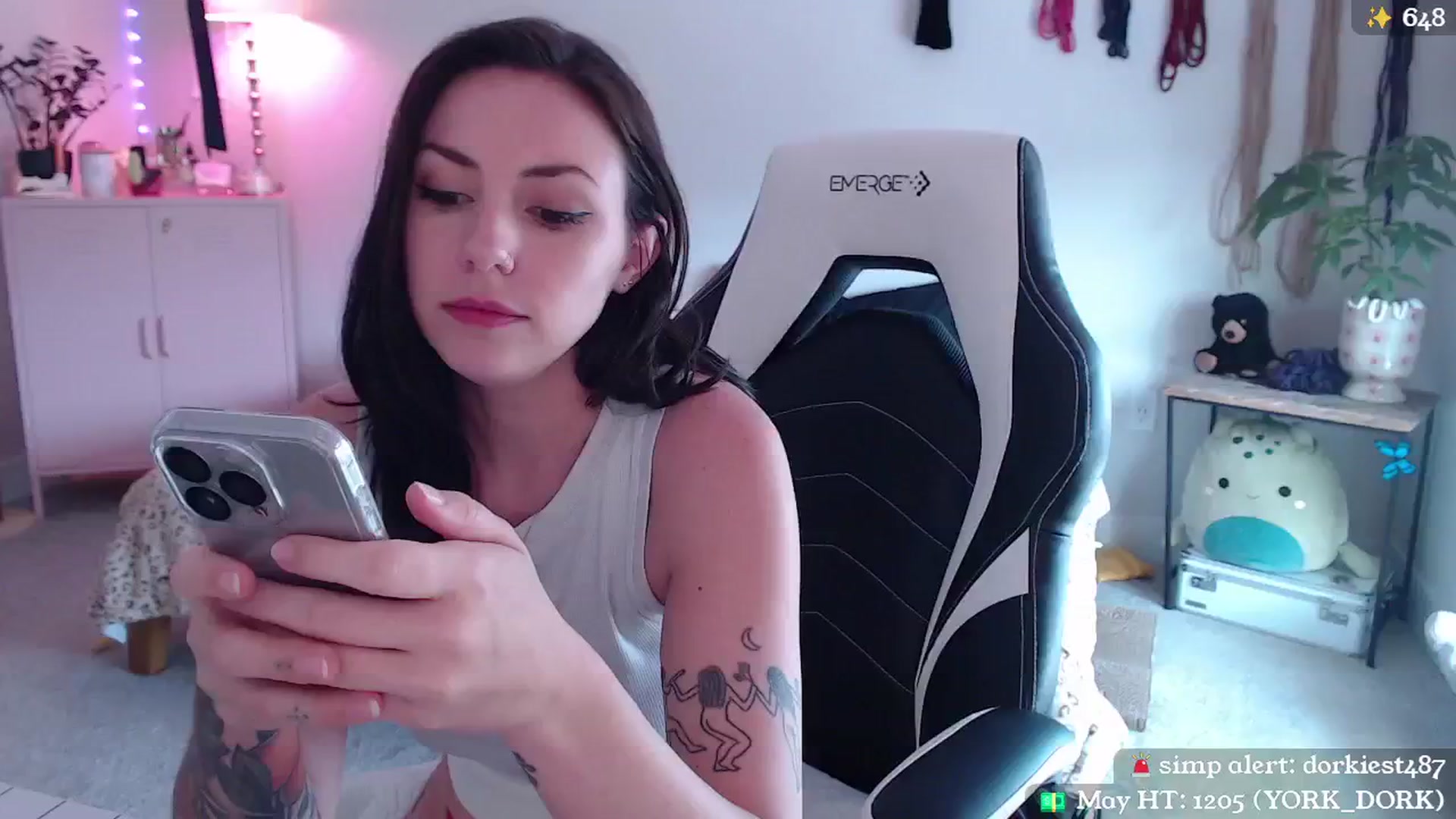 Gallery image thumbnail from MollyMaeve's myfreecams stream on, 05/24/2024, 20:11 image 19 of 20