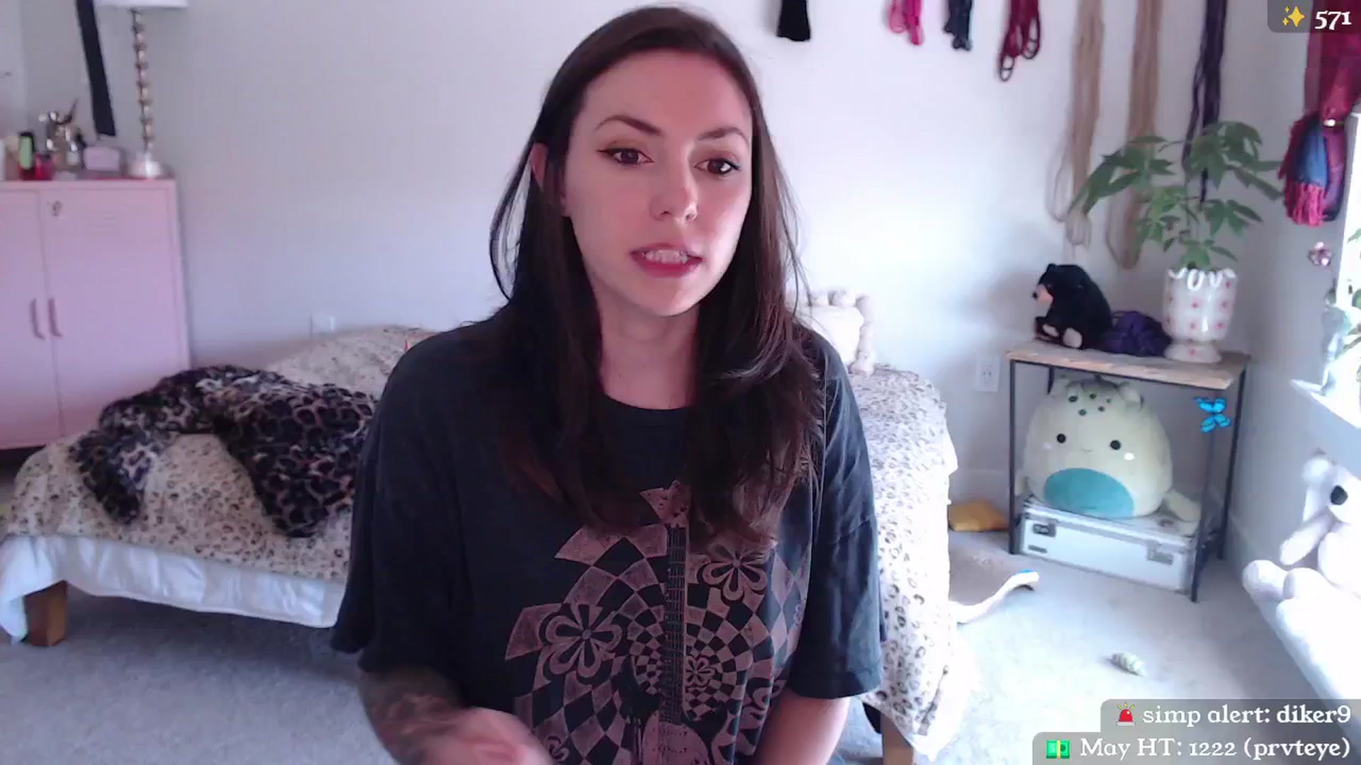 Gallery image thumbnail from MollyMaeve's myfreecams stream on, 05/26/2024, 18:48 image 3 of 20