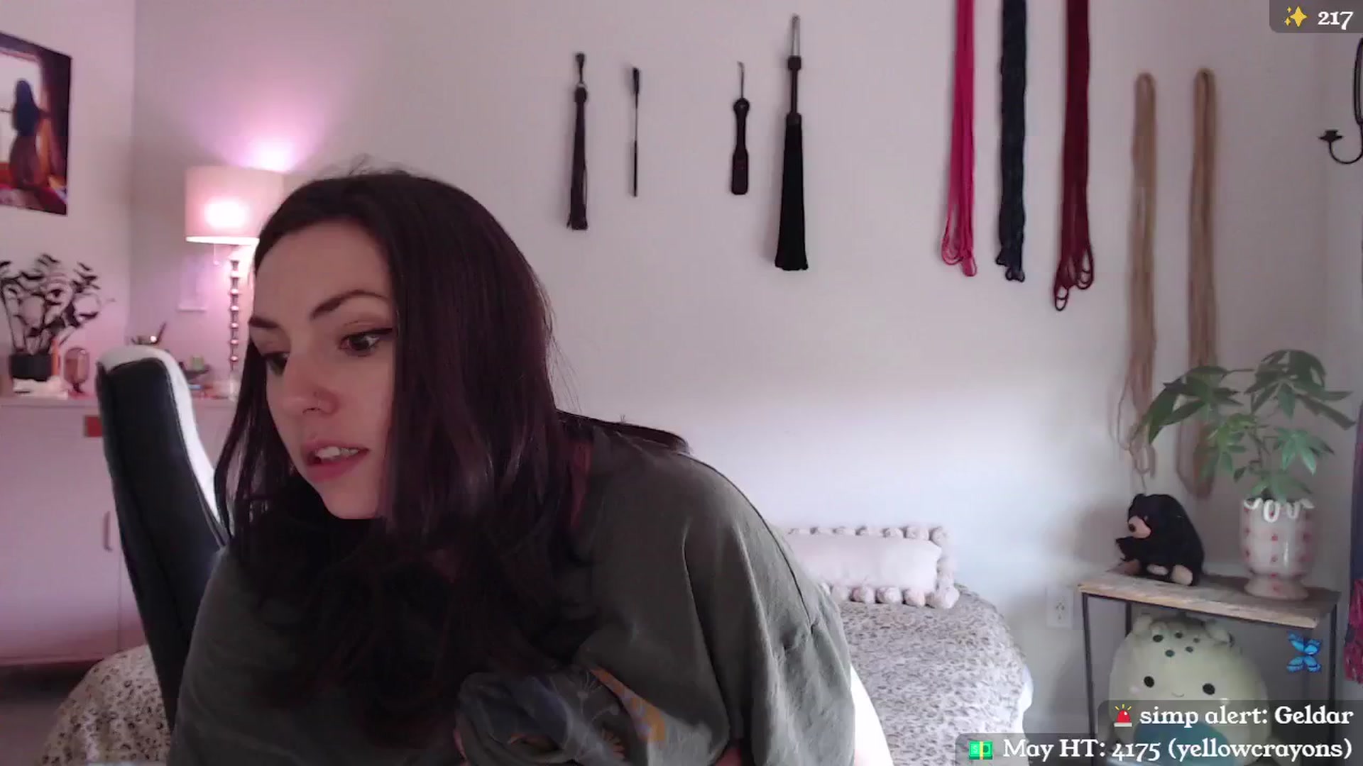 Gallery image thumbnail from MollyMaeve's myfreecams stream on, 05/31/2024, 21:16 image 14 of 20