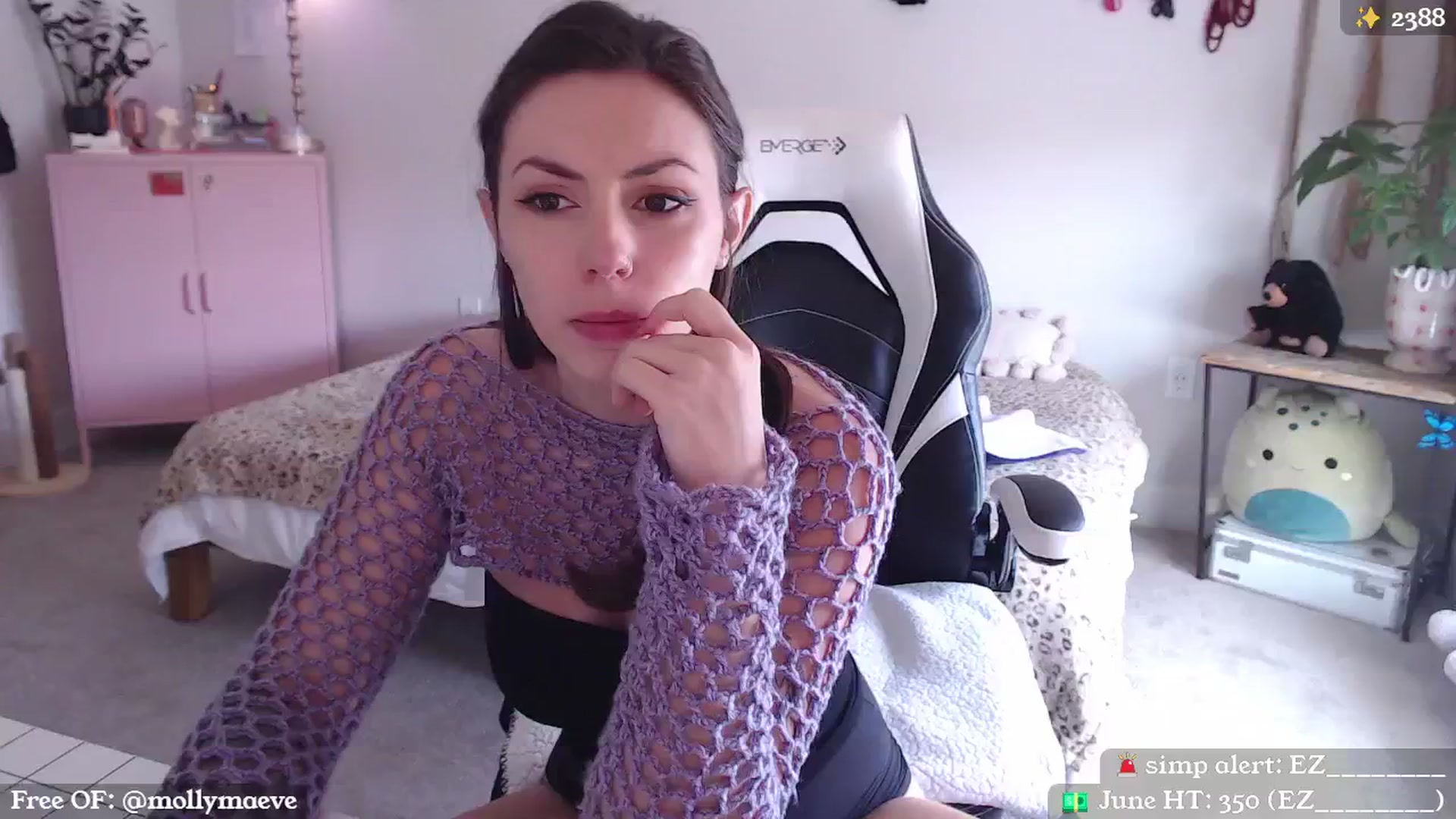 Gallery image thumbnail from MollyMaeve's myfreecams stream on, 06/02/2024, 18:05 image 17 of 20